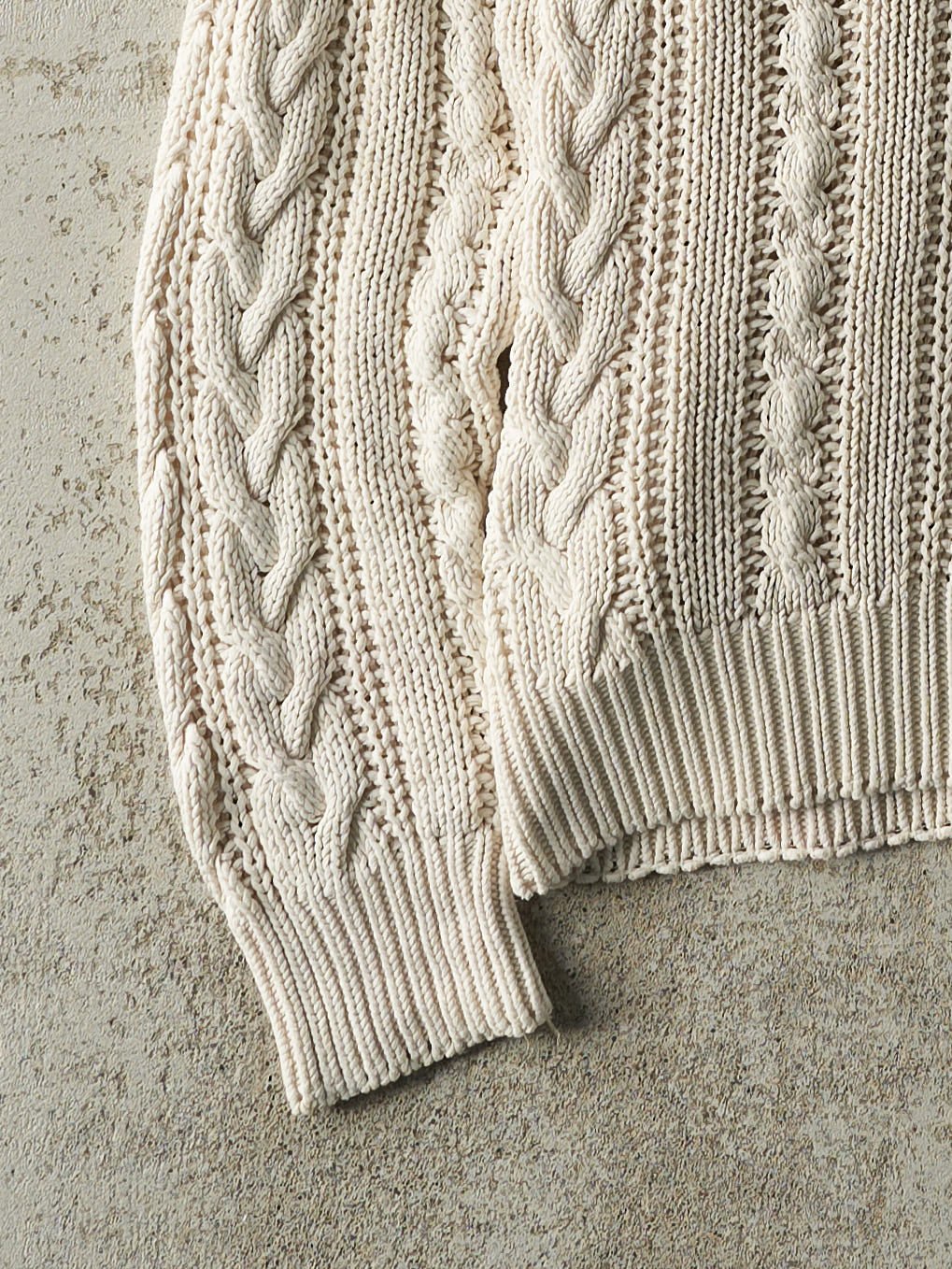 Vintage 90s Beige Cable Knit (M)