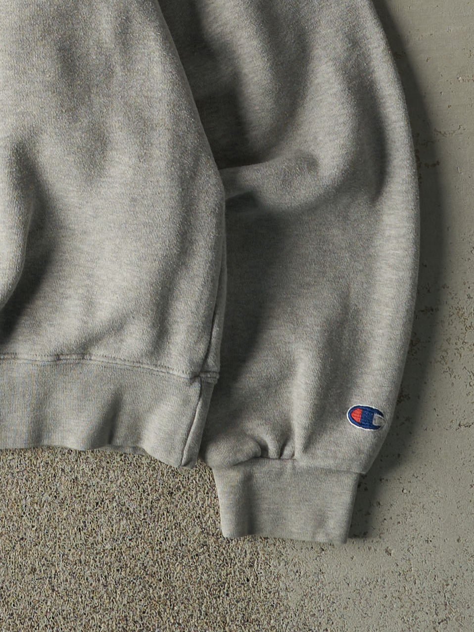 Vintage 90s Grey Embroidered New England Patriots Crewneck (M)