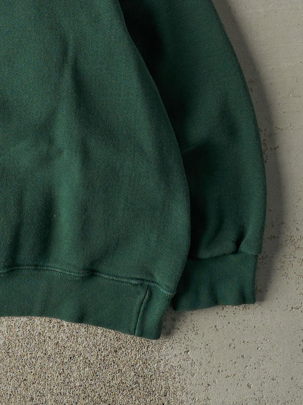 Vintage Y2K Green Embroidered No Fear "Fear Nothing" Crewneck (L)