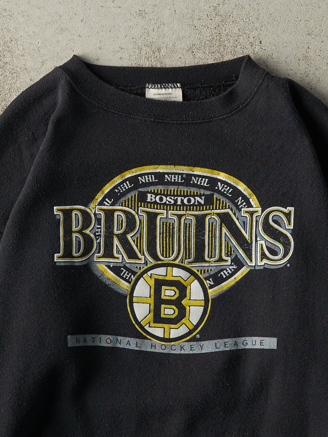 Vintage 90s Black Boston Bruins Crewneck (M)