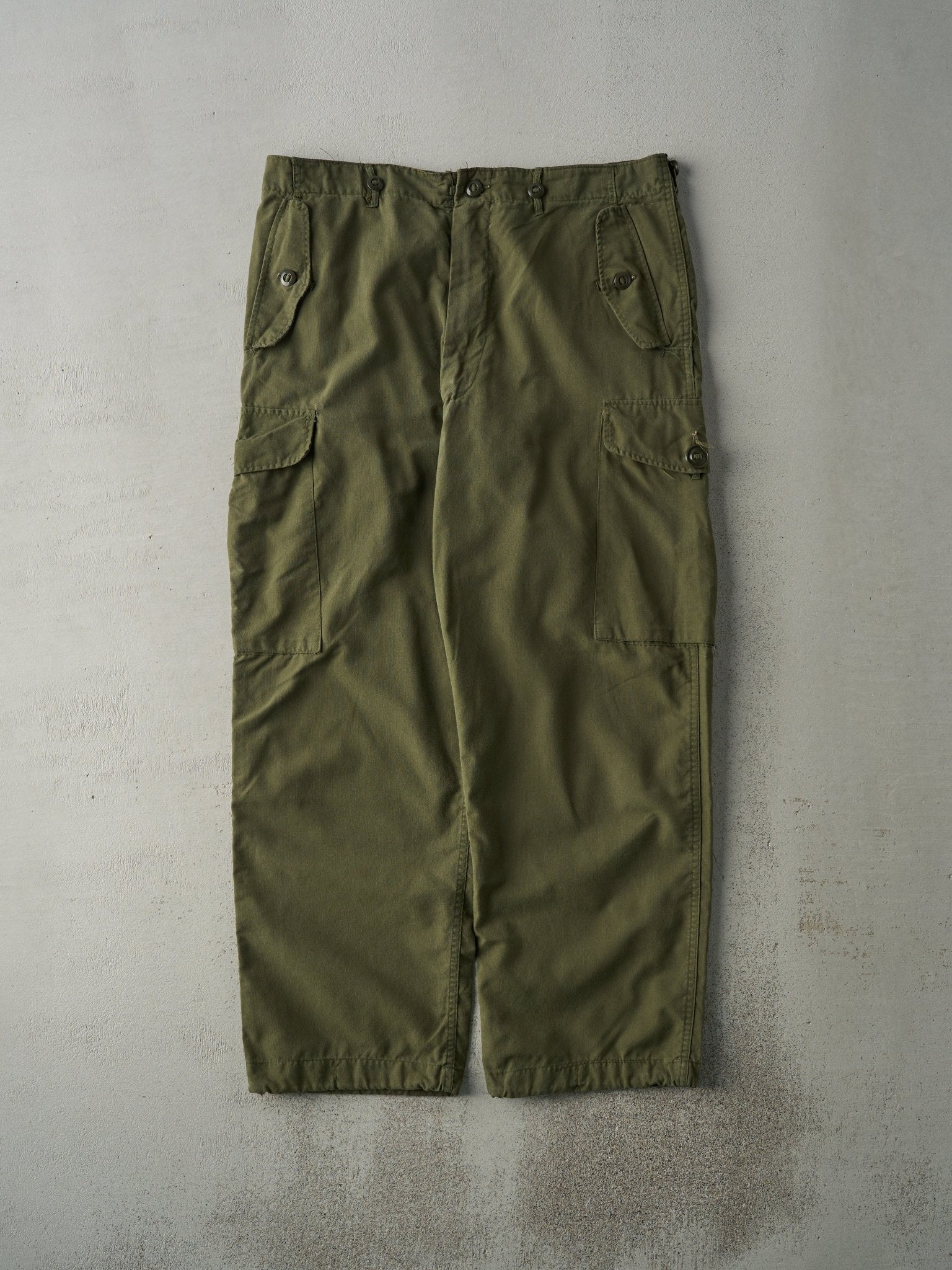 Vintage 90s Army Green Military Parachute Pants (38x31)