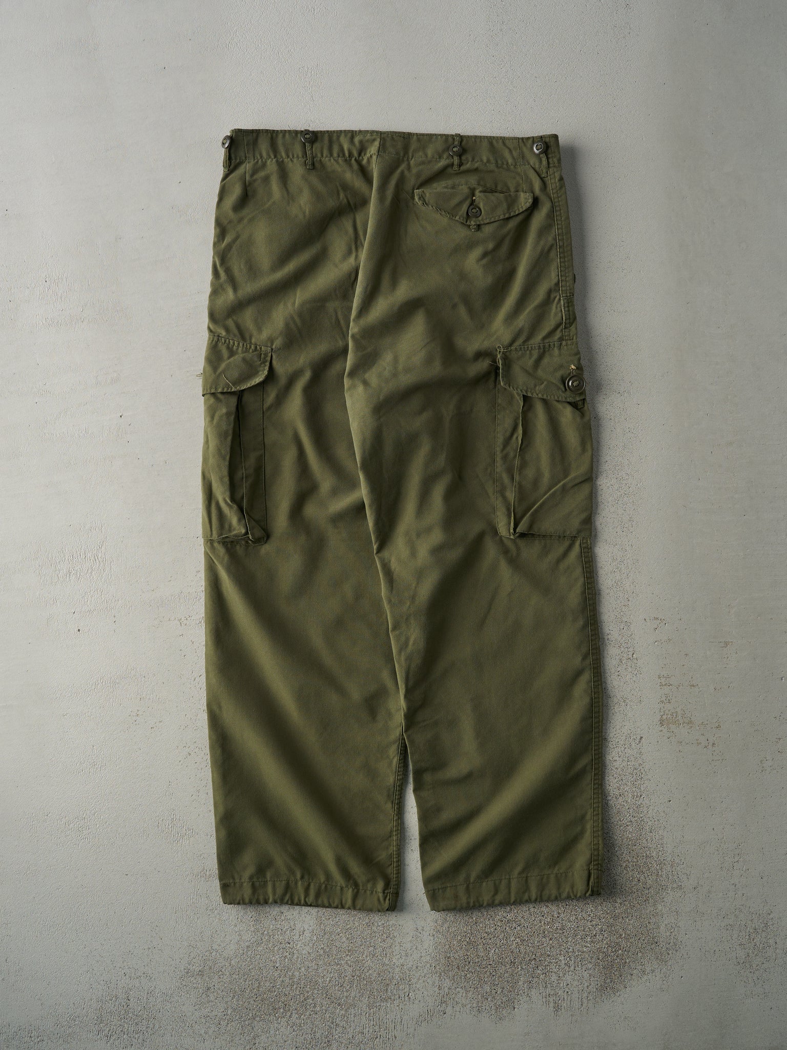 Vintage 90s Army Green Military Parachute Pants (38x31)