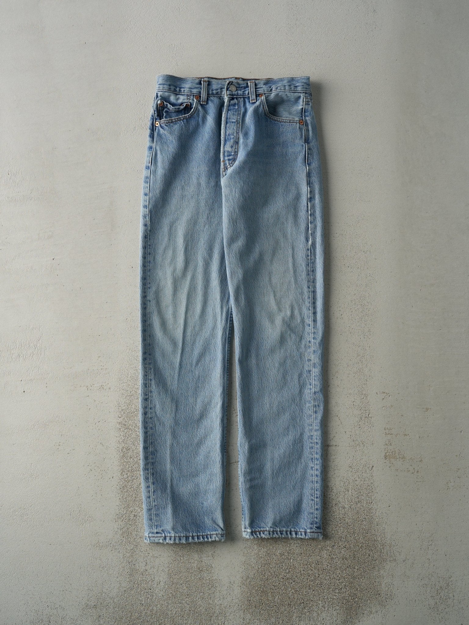 Vintage 90s Light Wash Levi's 501 Jeans (28x33)