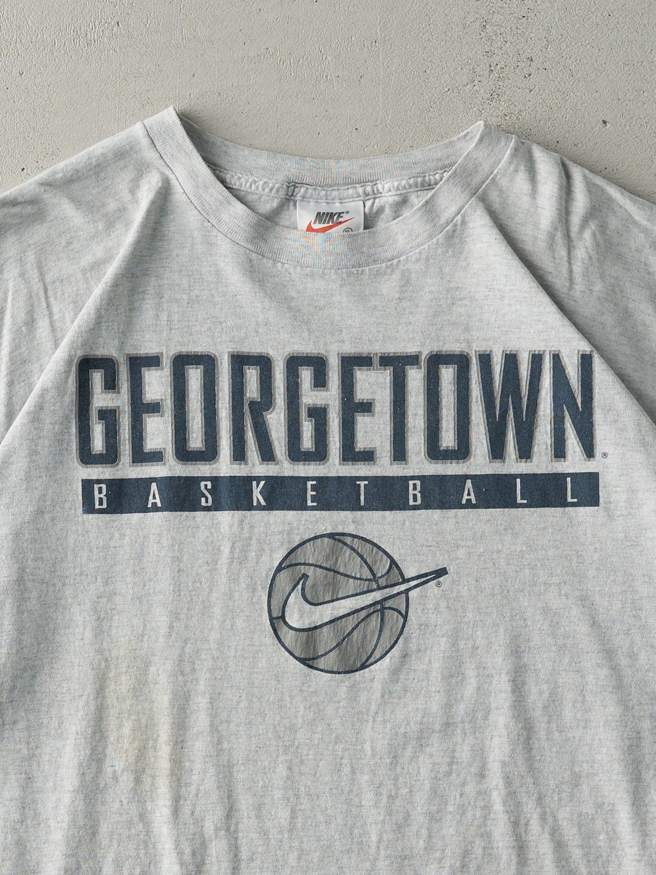 Vintage 90s Heather Grey Georgetown Basketball Nike Tee (L)