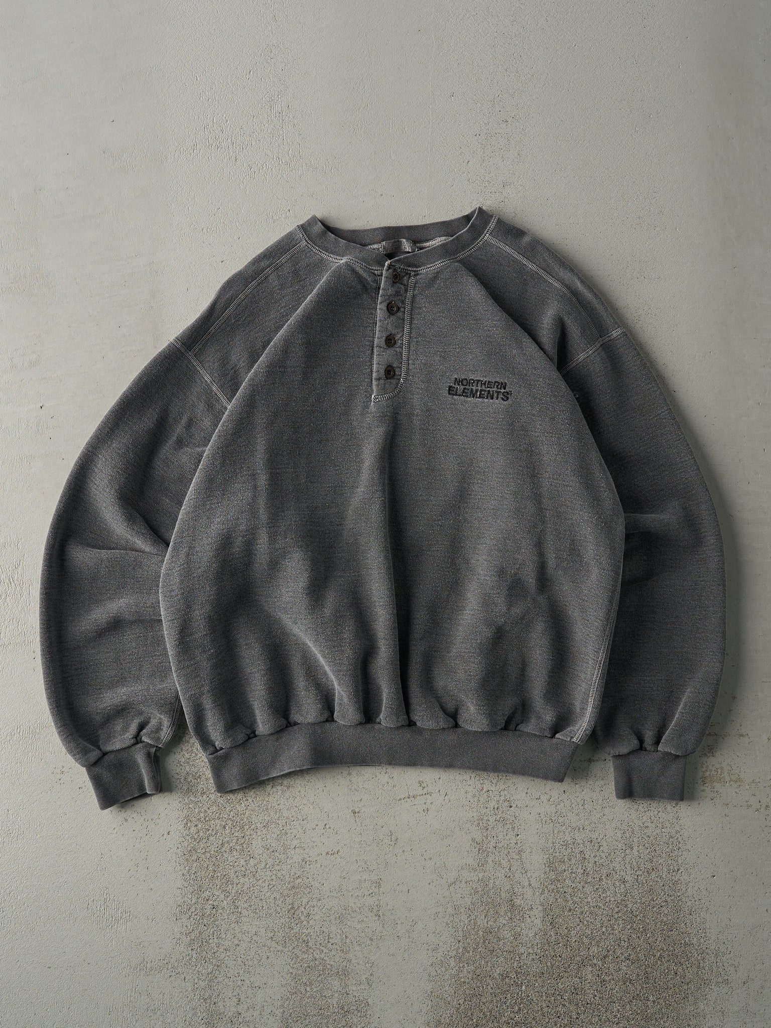 Vintage 90s Charcoal Grey Embroidered Northern Elements Quarter Button Boxy Crewneck (L)