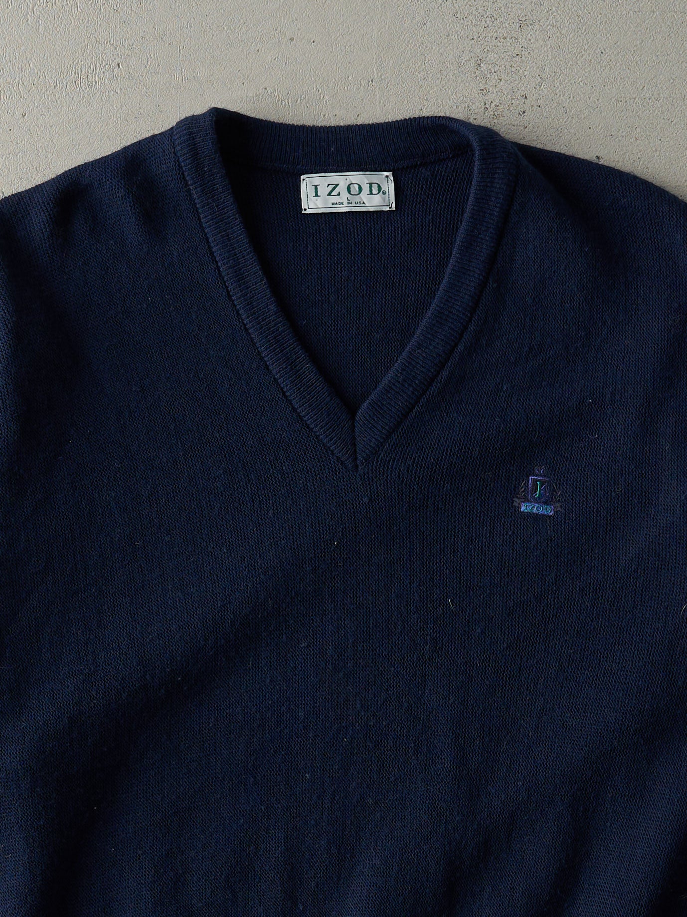 Vintage 90s Navy Blue Izod Embroidered Knit Pullover (M)