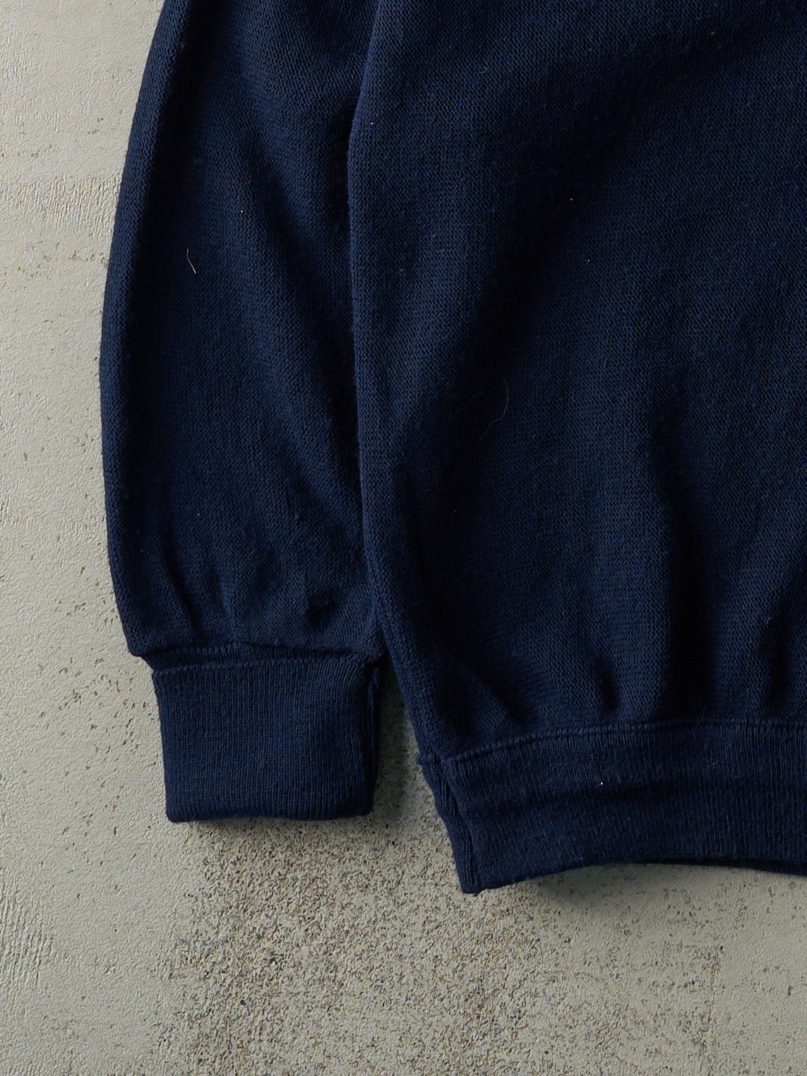 Vintage 90s Navy Blue Izod Embroidered Knit Pullover (M)