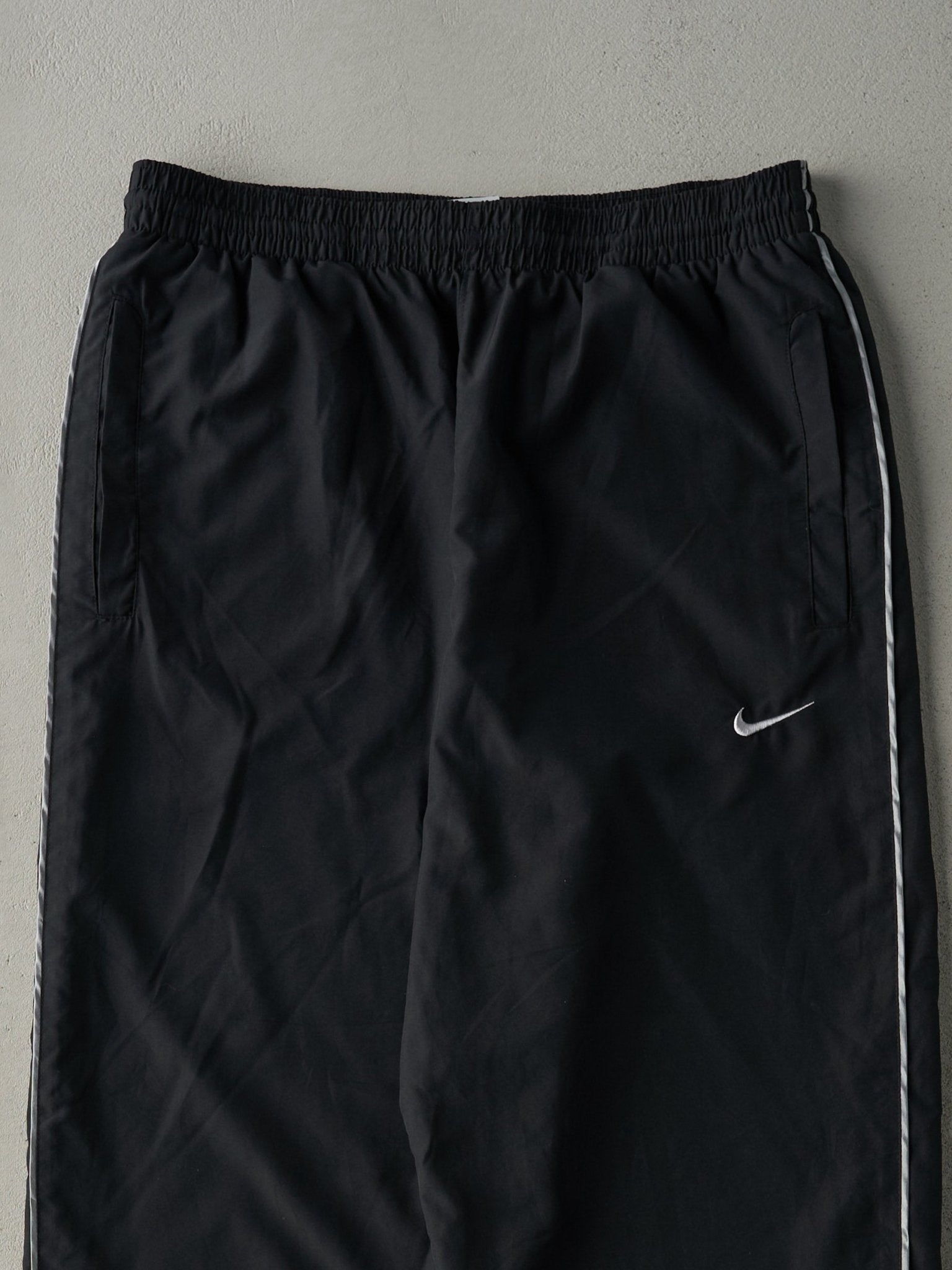 Vintage Y2K Black Nike Dri-Fit Track Pants (34x32)