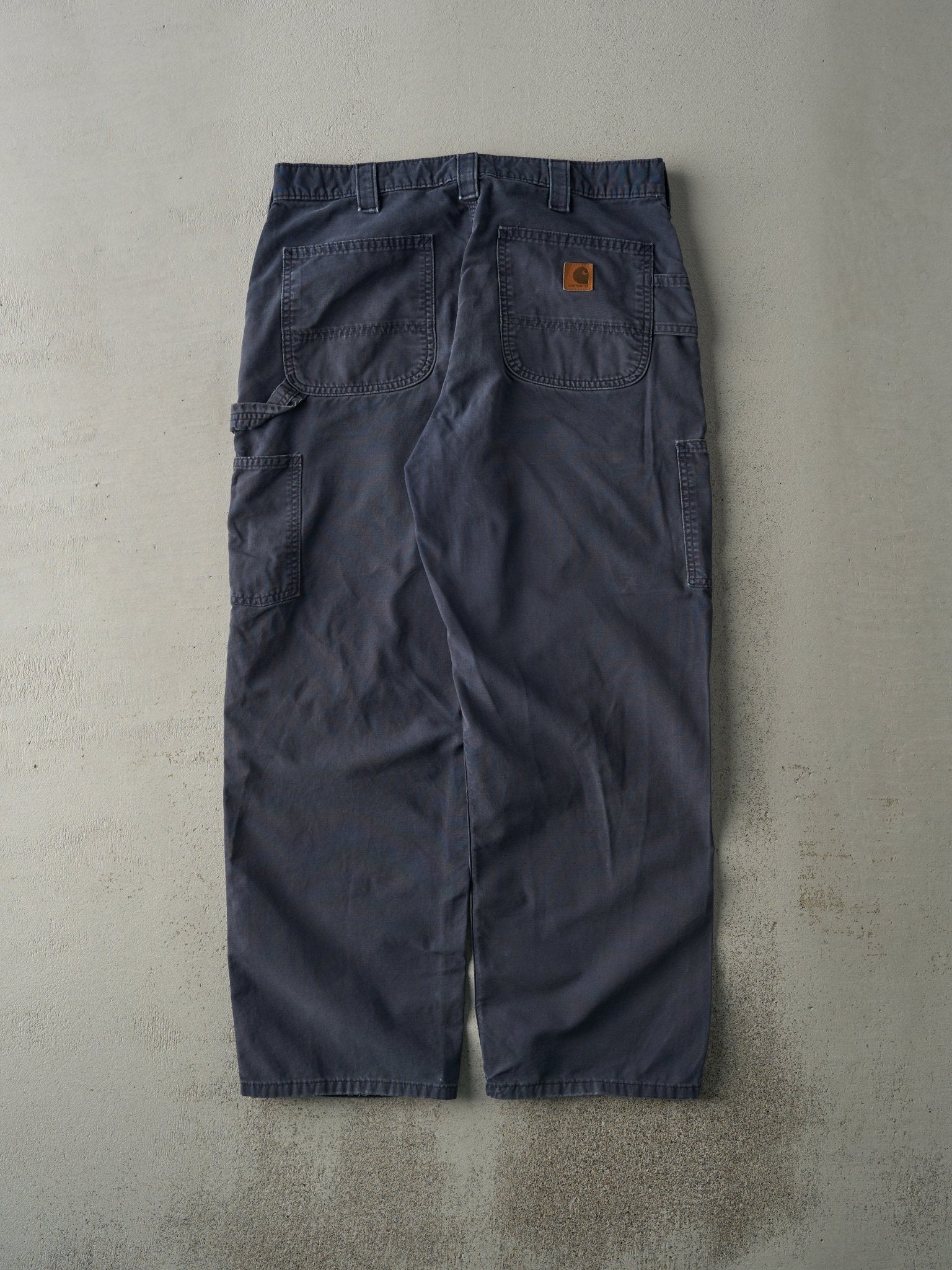 Vintage Y2K Navy Blue Dungaree Fit Carhartt Light Weight Carpenter Pants (35.5x29)