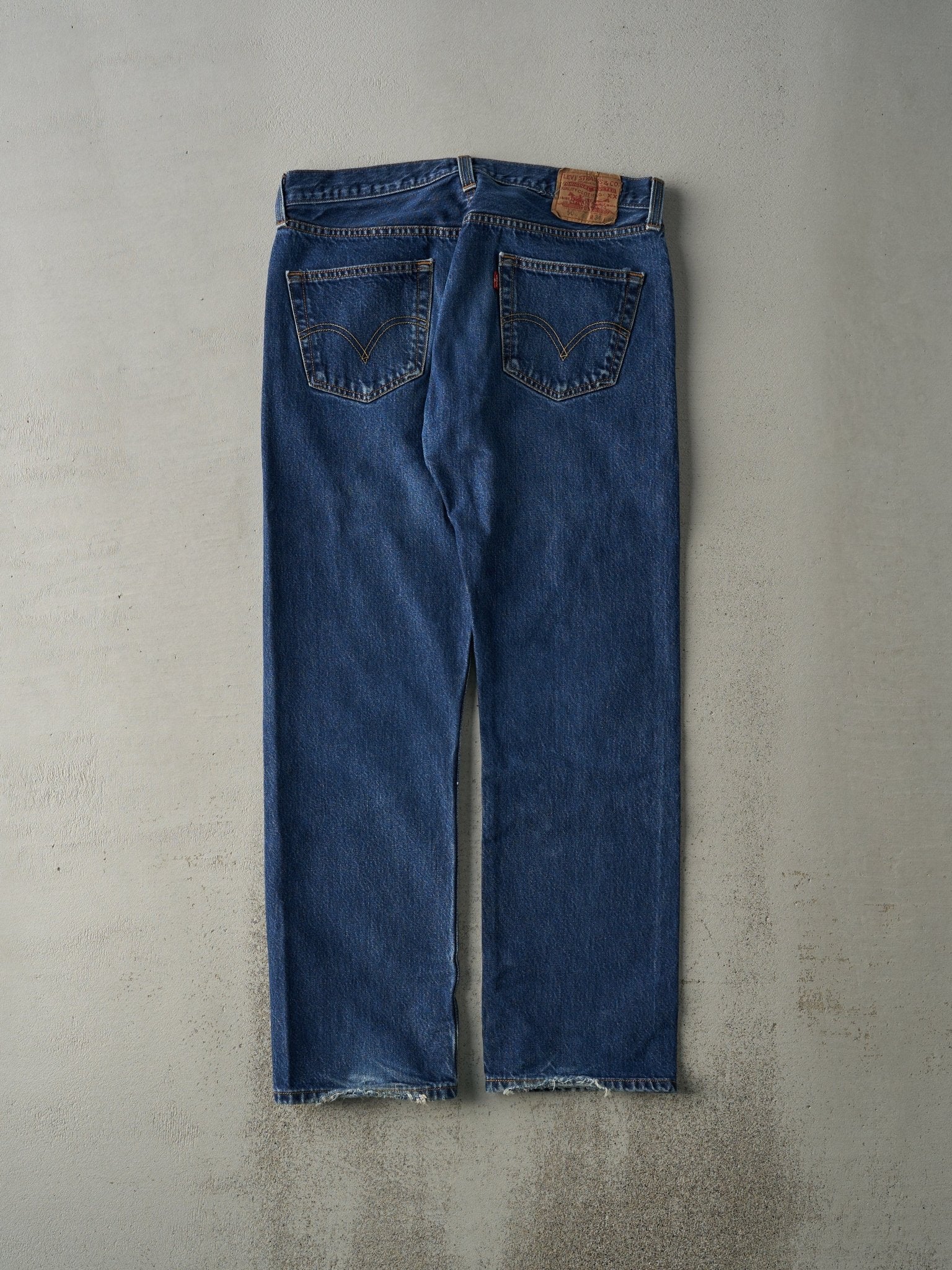 Vintage Y2K Faded Mid Wash Levi's 501 Jeans (34x30)