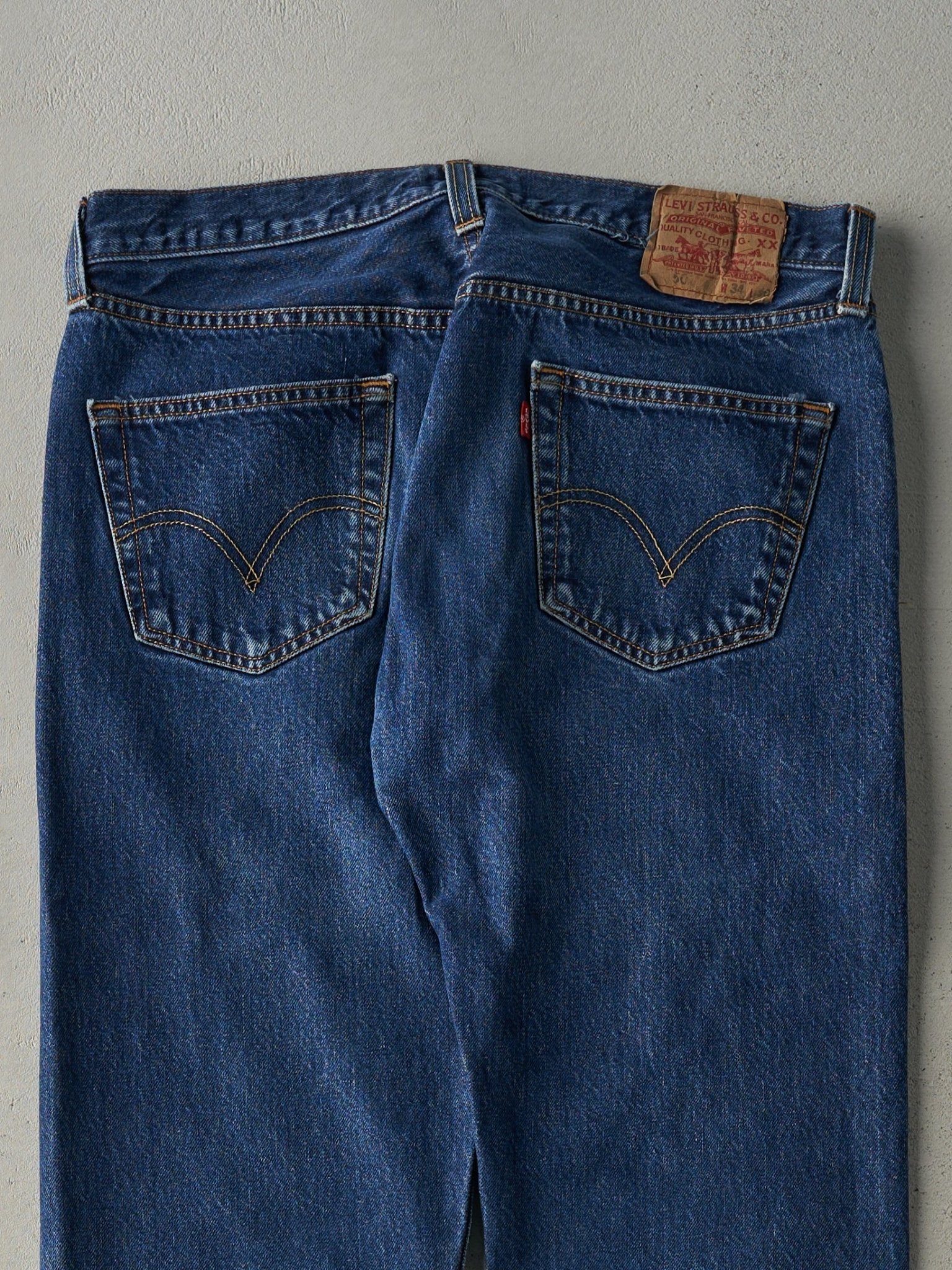 Vintage Y2K Faded Mid Wash Levi's 501 Jeans (34x30)