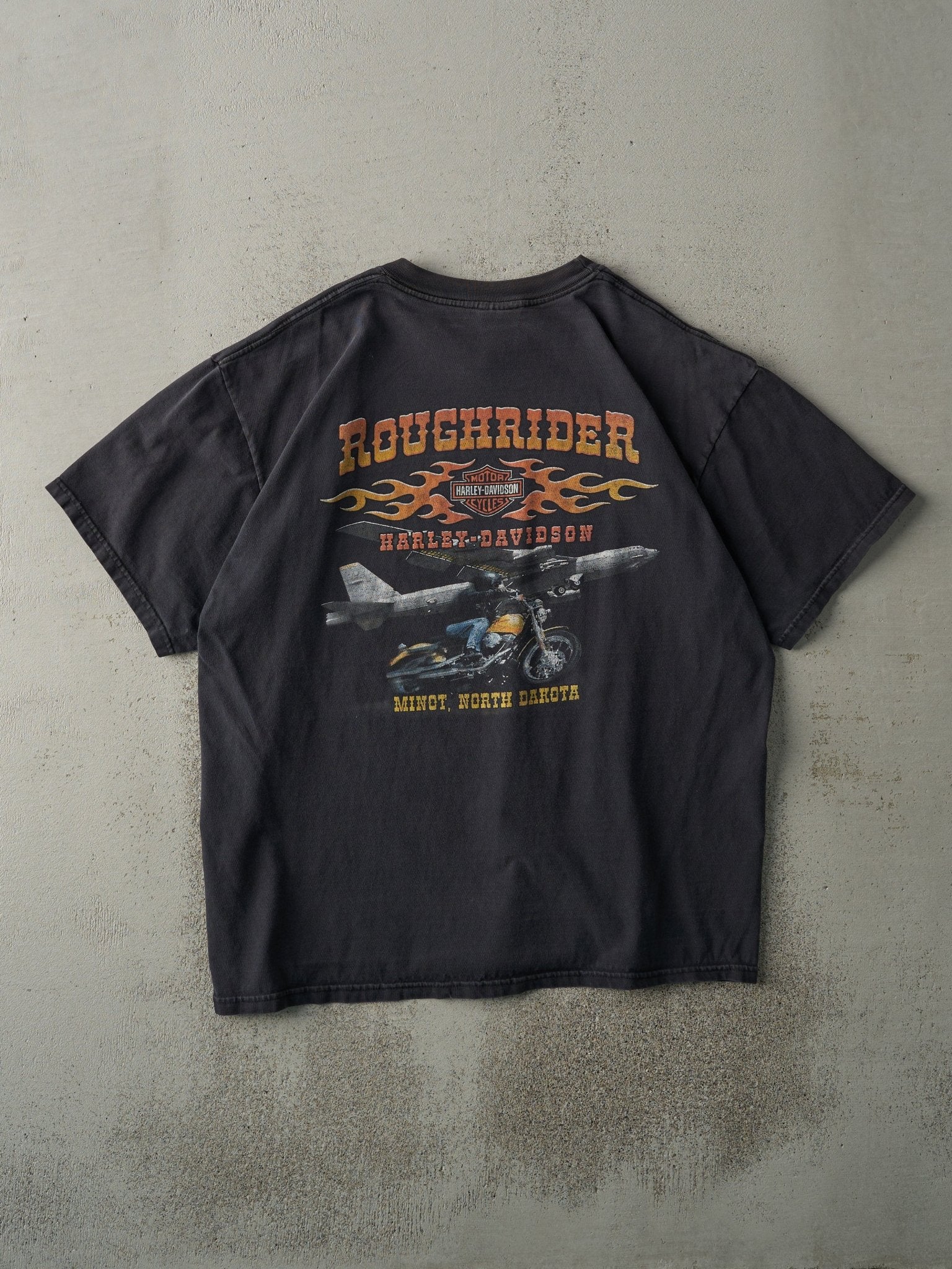 Vintage 08' Black Minot, North Dakota Harley Davidson Tee (M/L)