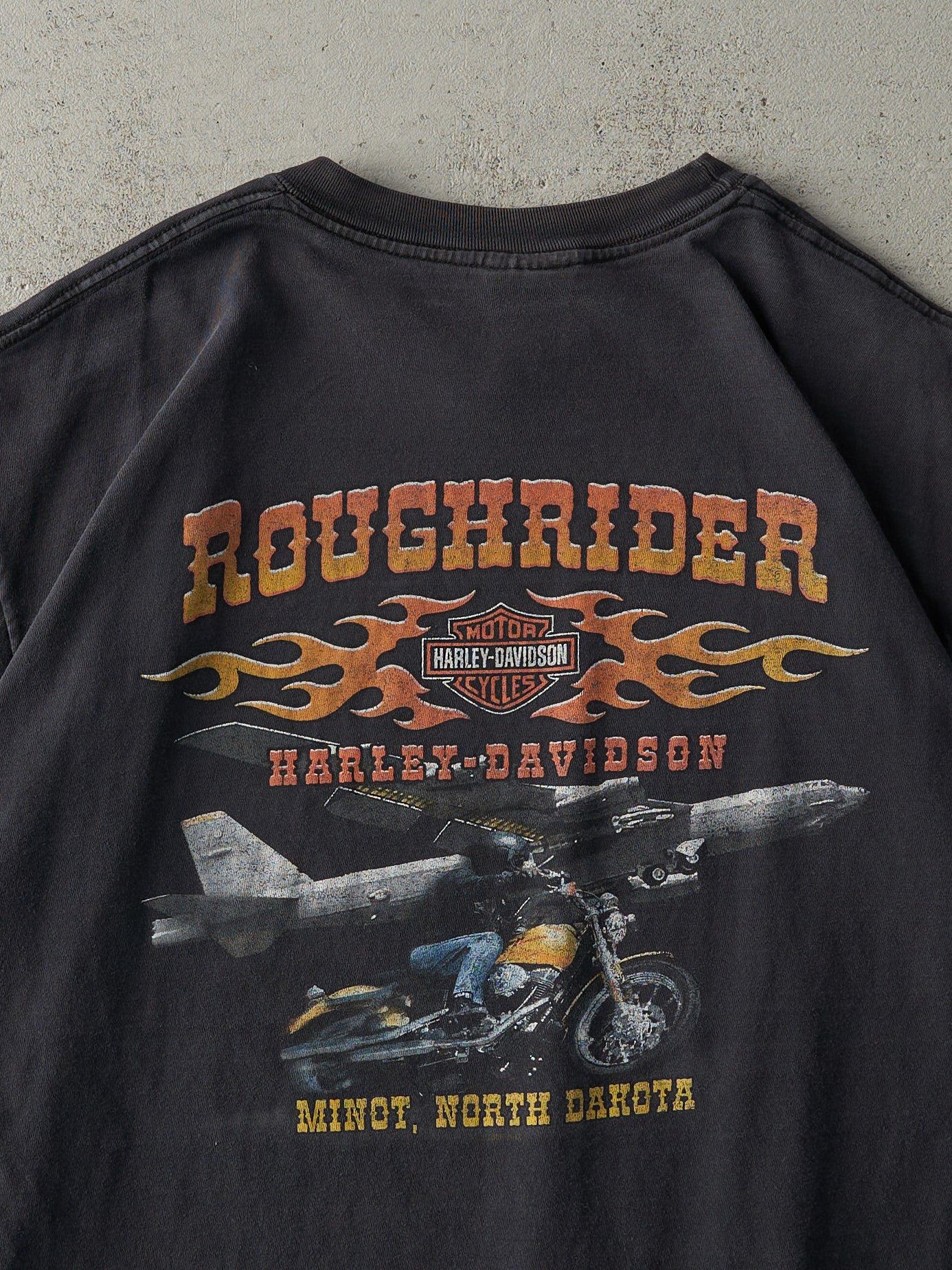 Vintage 08' Black Minot, North Dakota Harley Davidson Tee (M/L)
