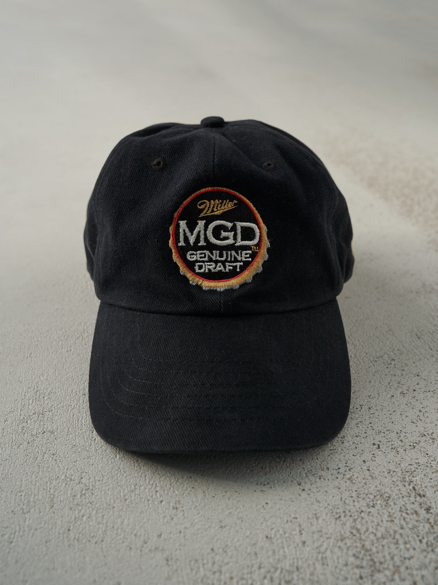 Vintage 90s Black Miller Genuine Draft Embroidered Strap Back Hat