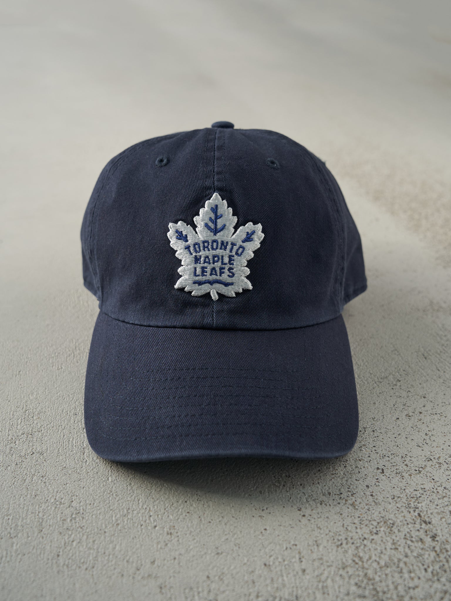 Vintage Y2K Navy Blue Toronto Maple Leafs Embroidered Strap Back Hat