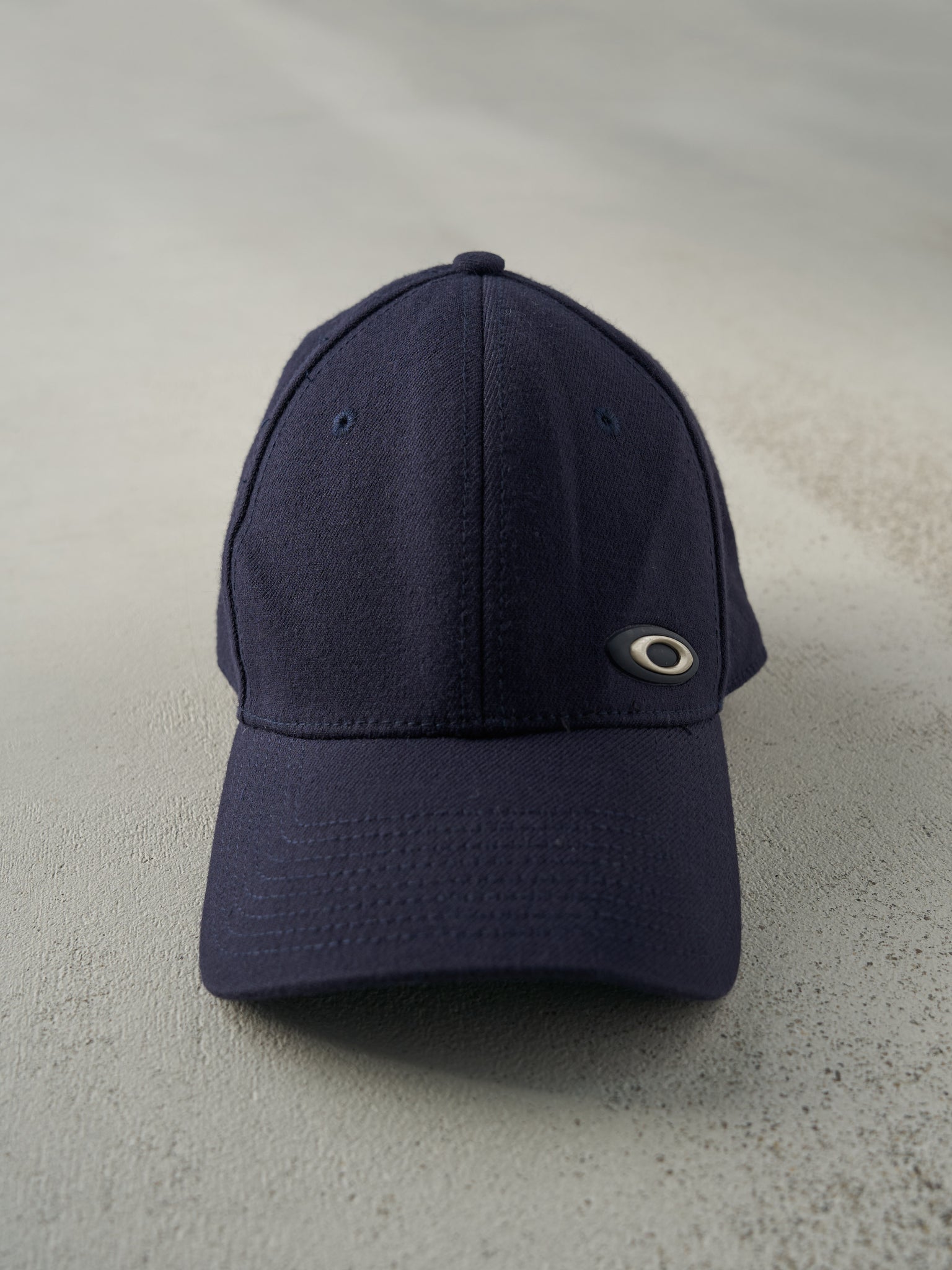 Vintage Y2K Navy Blue Oakley Flex Fit Hat (S/M)