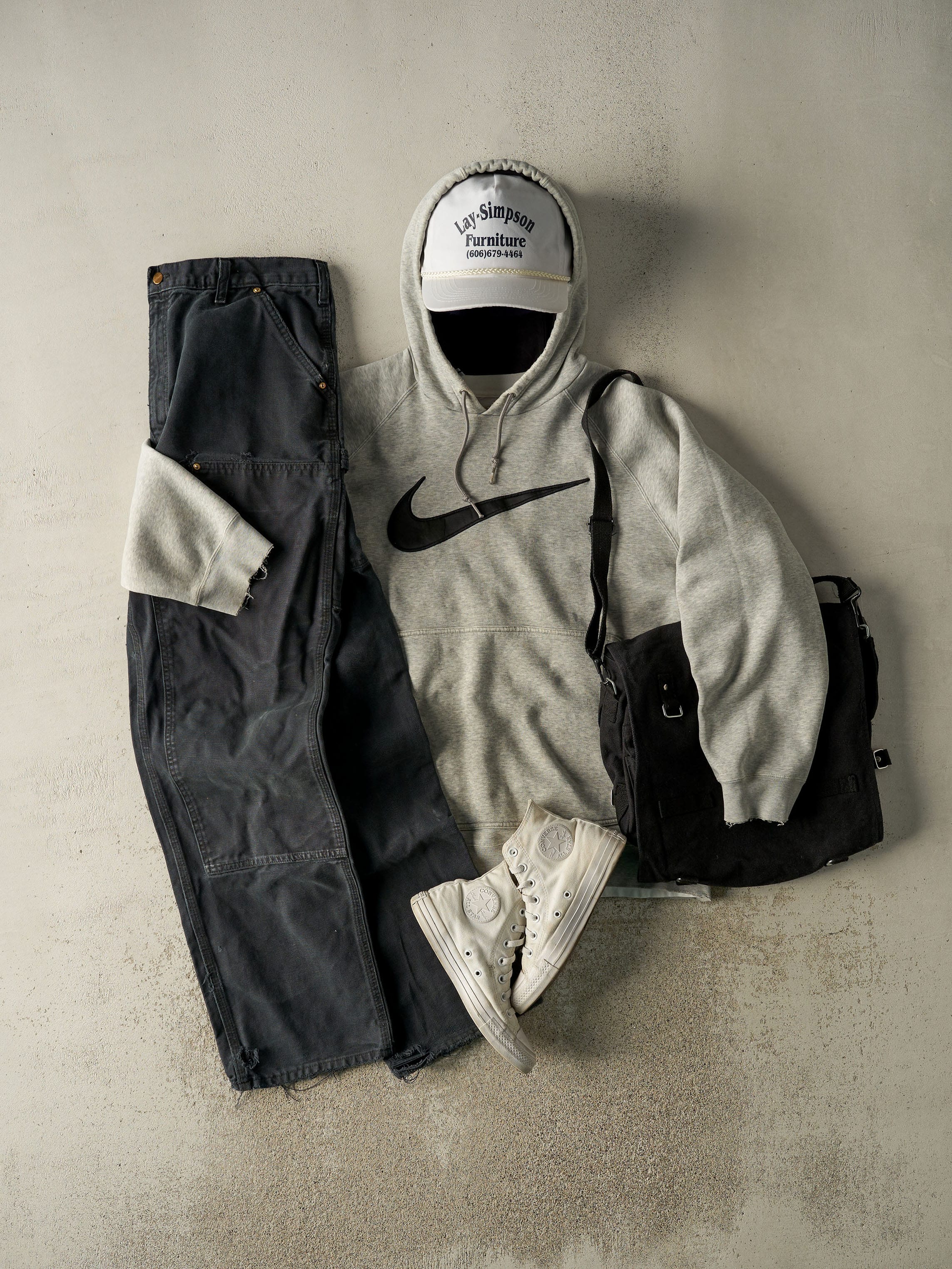 Vintage Y2K Grey Nike Embroidered Hoodie (L/XL)