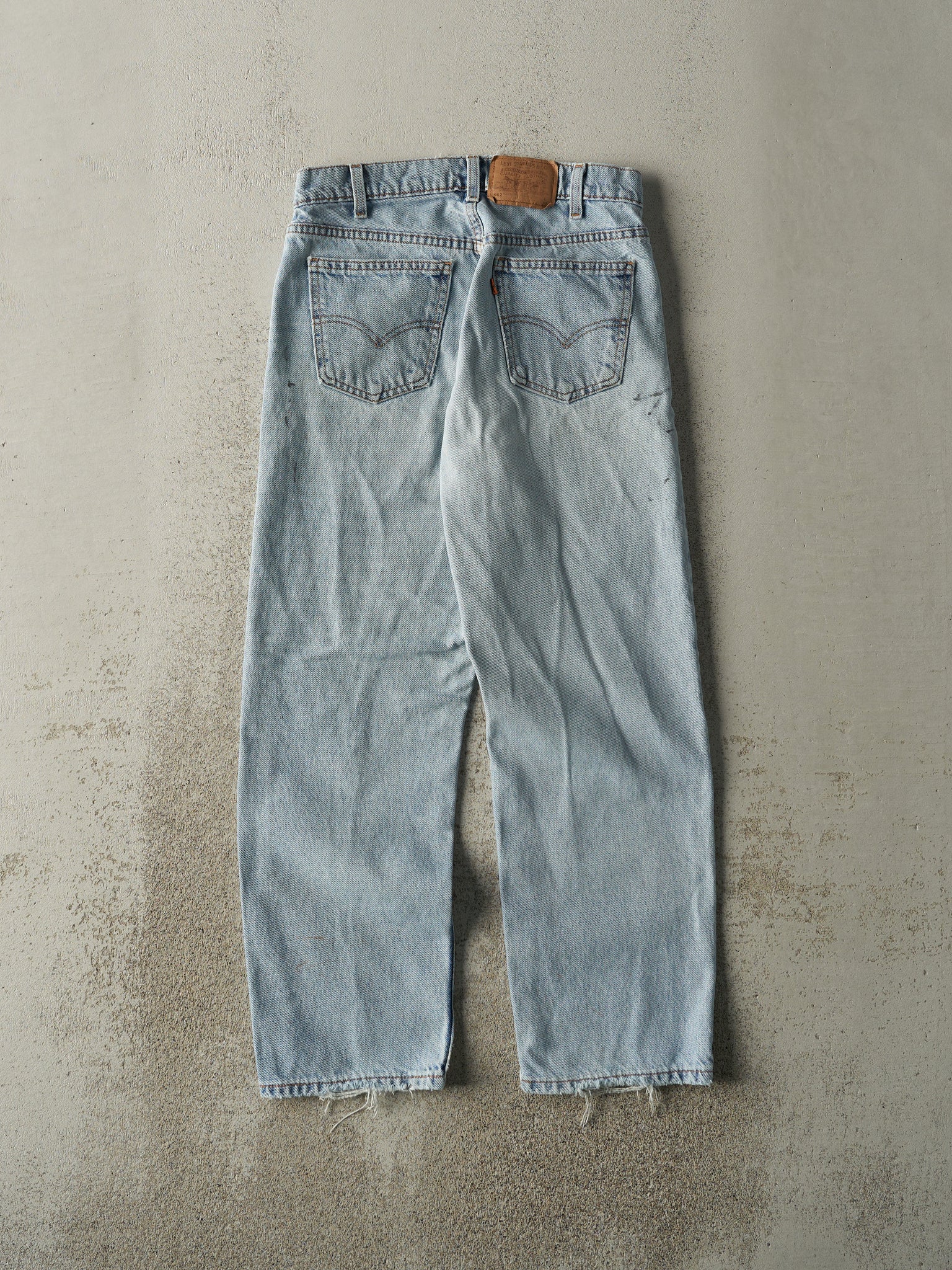 Vintage 90s Light Wash Levi's 562 Orange Tab Jeans (29.5x27)