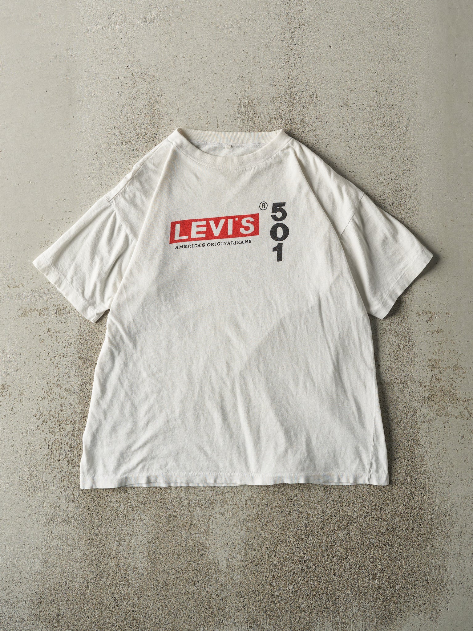 Vintage 90s White Levi's 501 Single Stitch Tee (M)