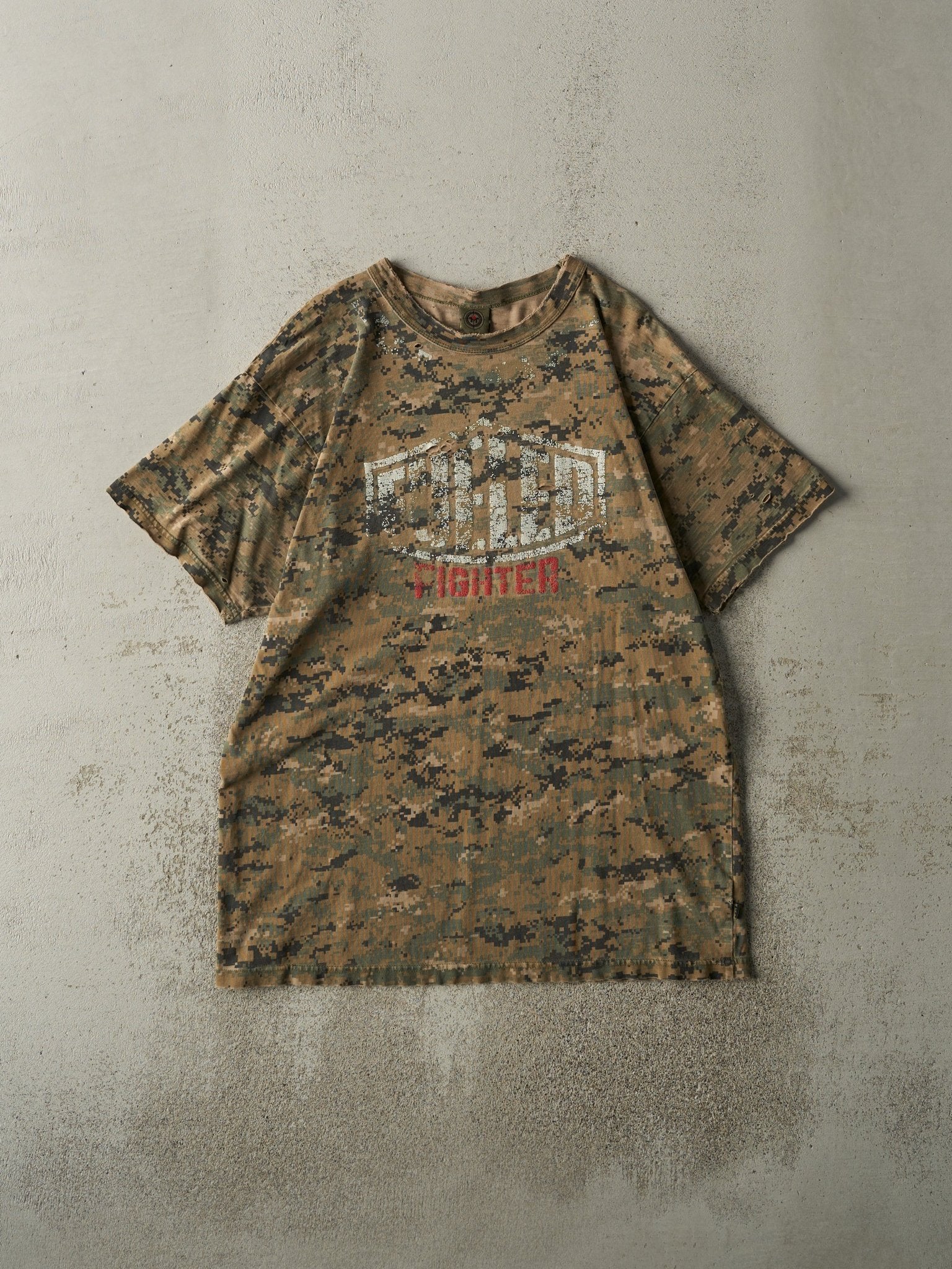 Vintage Y2K Digi Camo Fueled Fighter Tee (M)