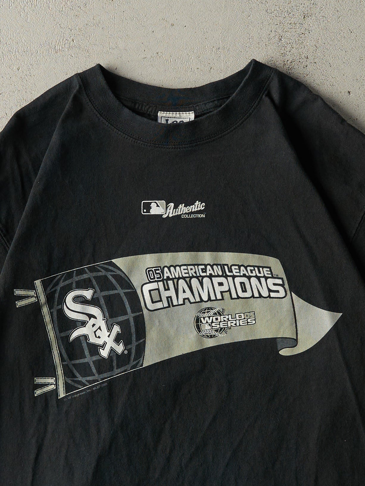 Vintage 05' Black Chicago White Sox American League Champions Tee (M)