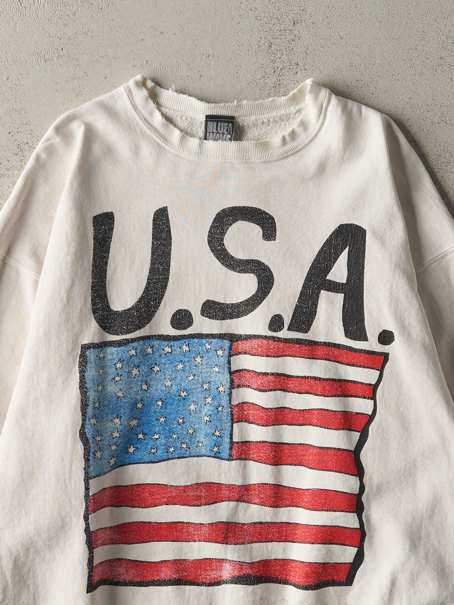 Vintage 90s White USA Flag Crewneck (L)