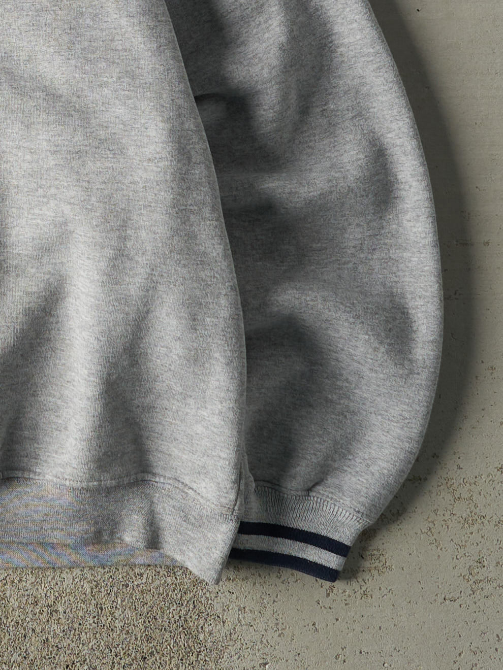 Vintage Y2K Grey Bowling Green State University Crewneck (M)