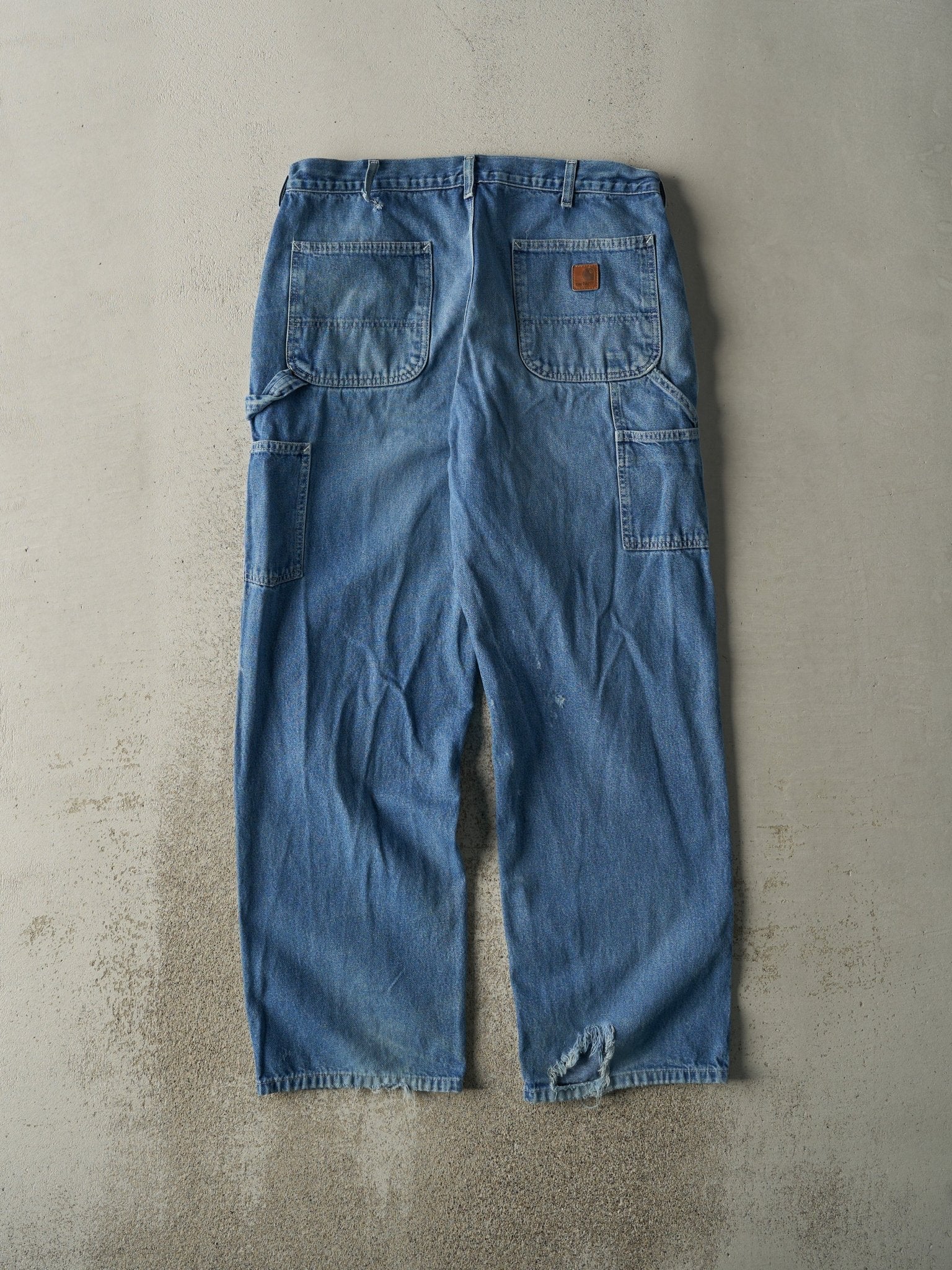 Vintage Y2K Mid Wash Carhartt Dungaree Fit Carpenter Jeans (35.5x31)