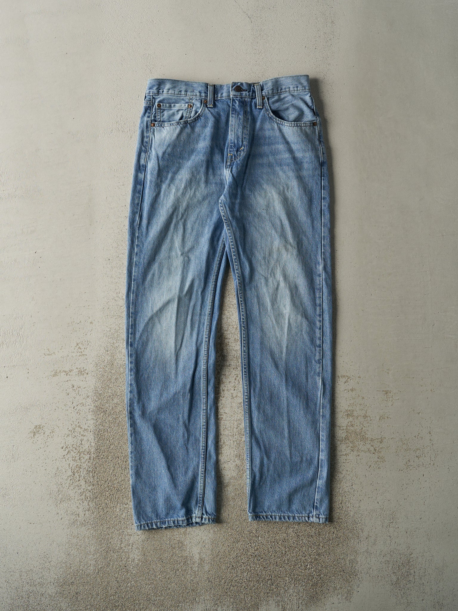 Vintage Y2K Light Wash Levi's 505 Jeans (32x32.5)