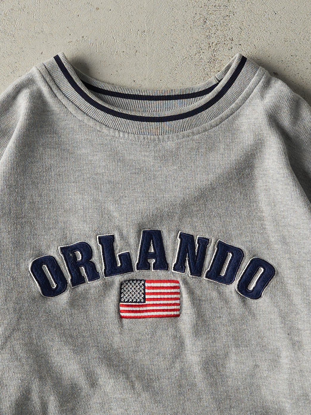 Vintage Y2K Grey Embroidered Orlando Crewneck (M/L)