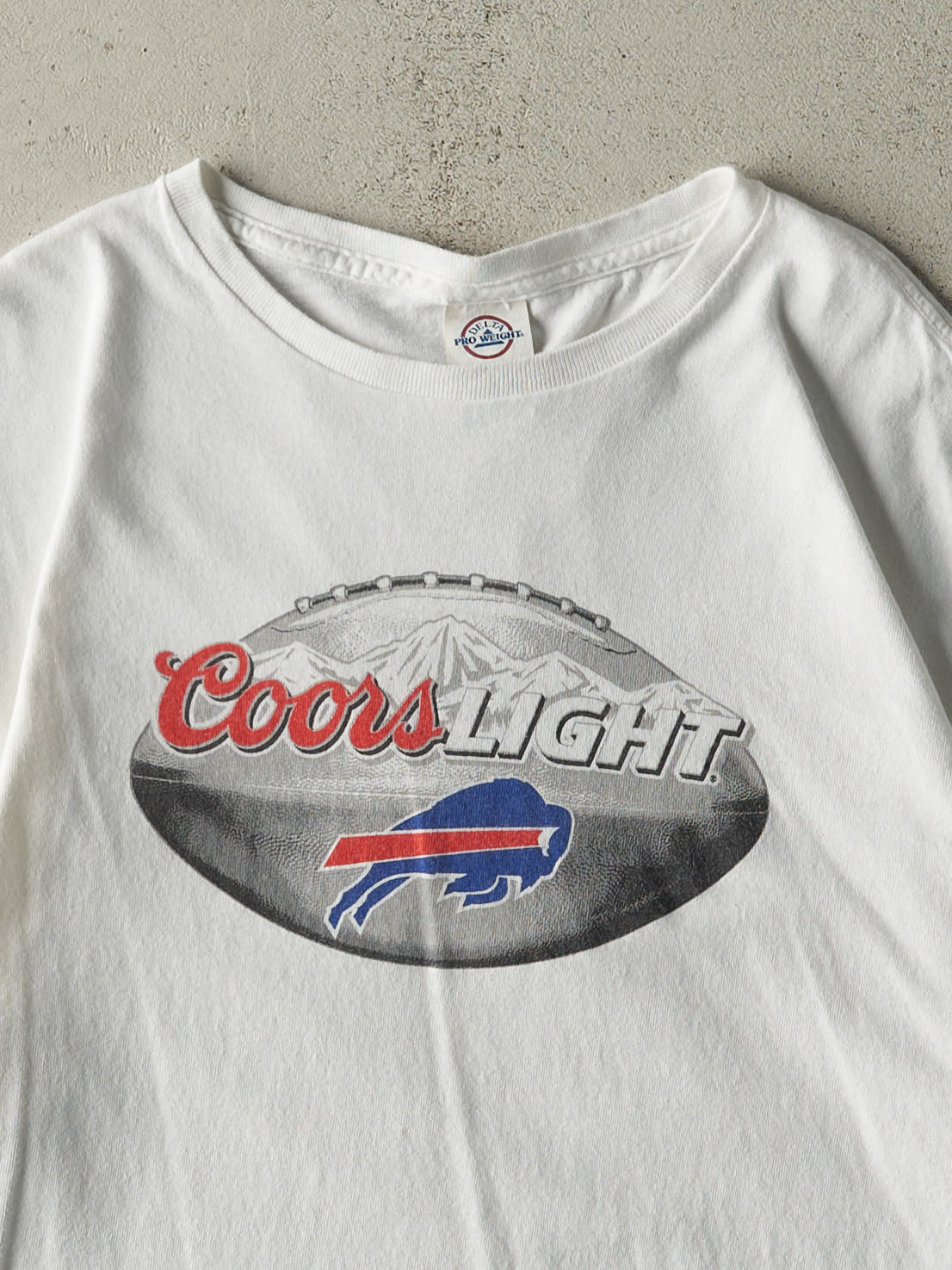 Vintage Y2K White Coors Light Buffalo Bills Tee (M)