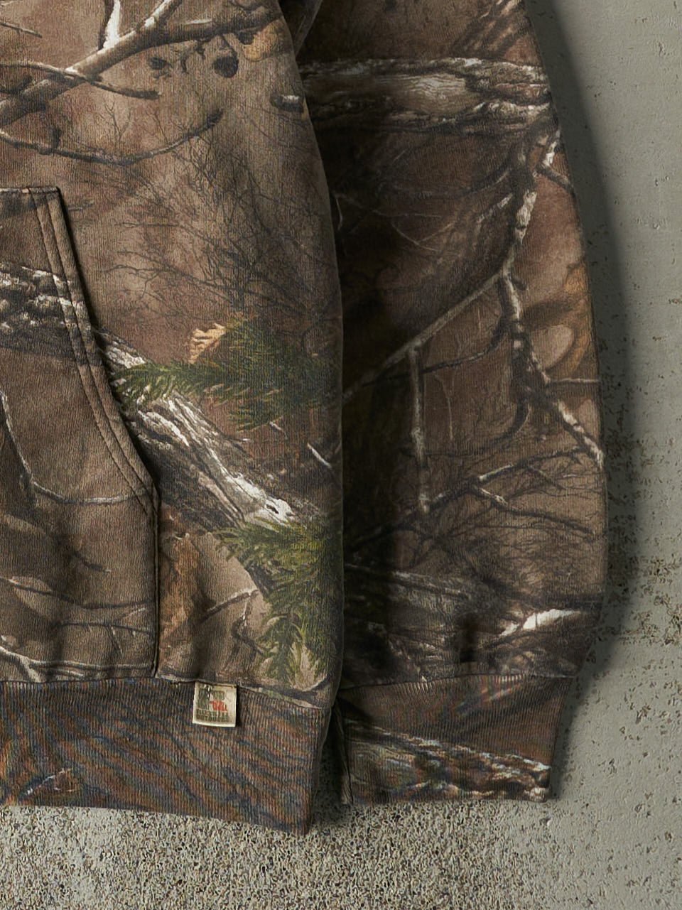 Vintage Y2K Camo Russell Athletic x Realtree Busch Hoodie (M)