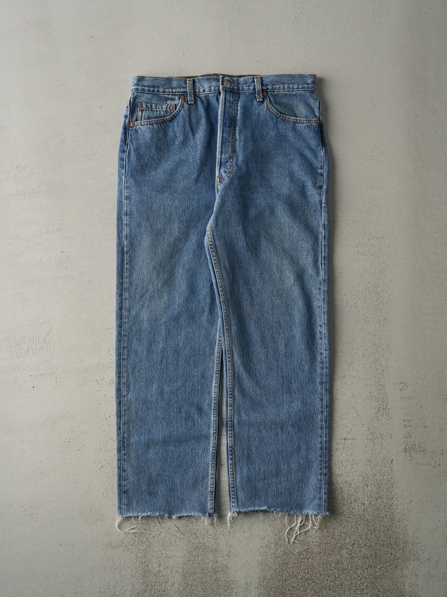 Vintage 80s Light Wash Levi's 501 Jeans (34x28)