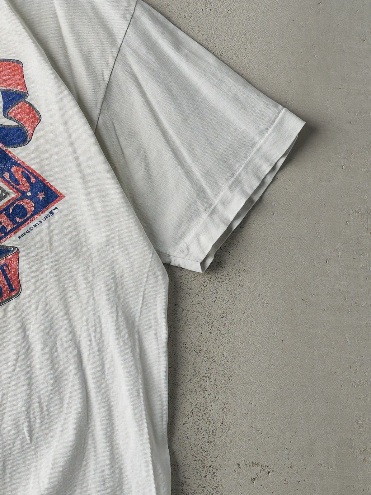 Vintage 89' White Chicago Cubs Champions Single Stitch Tee (M/L)