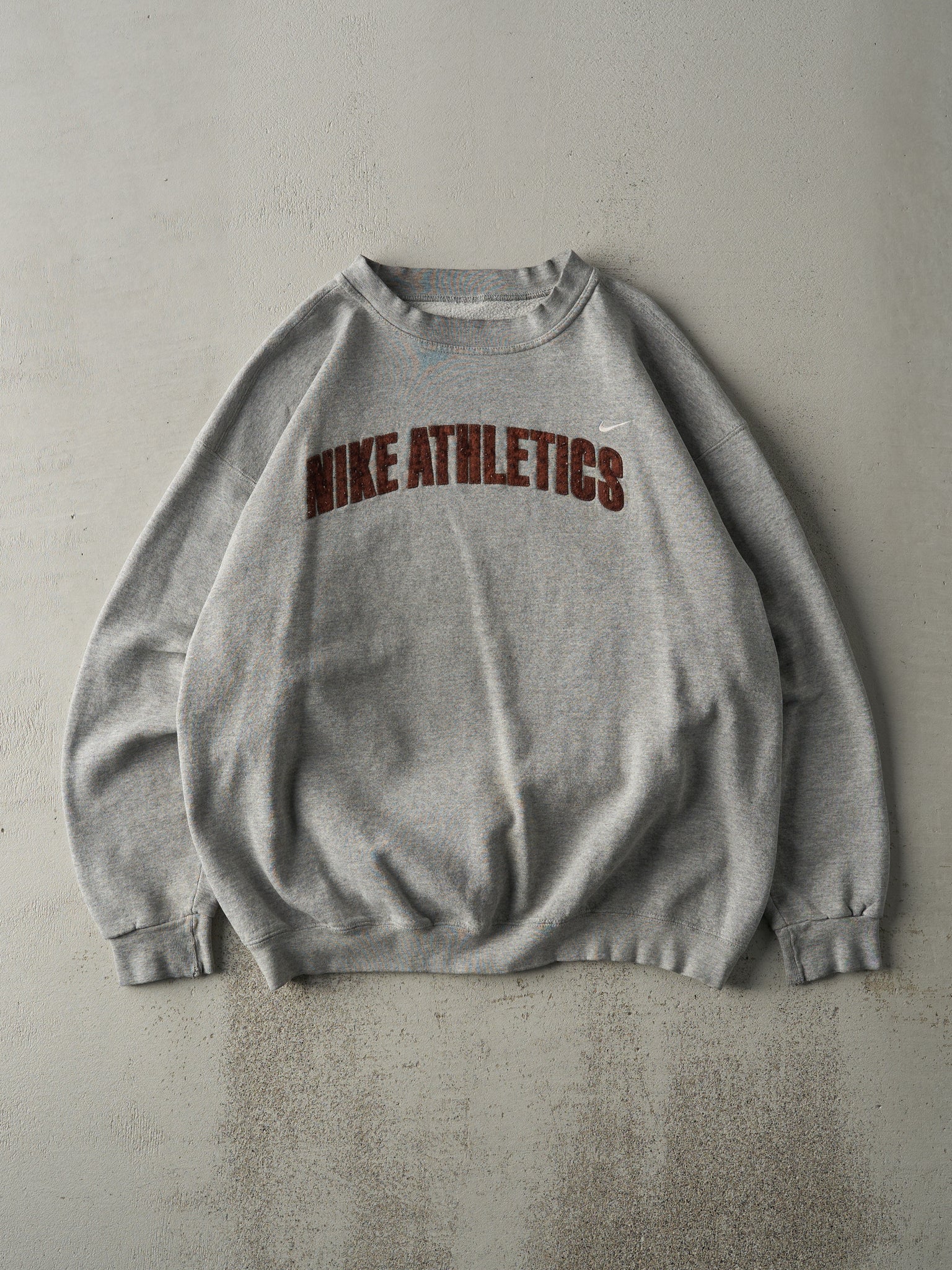 Vintage Y2K Grey Nike Athletics Crewneck (L)