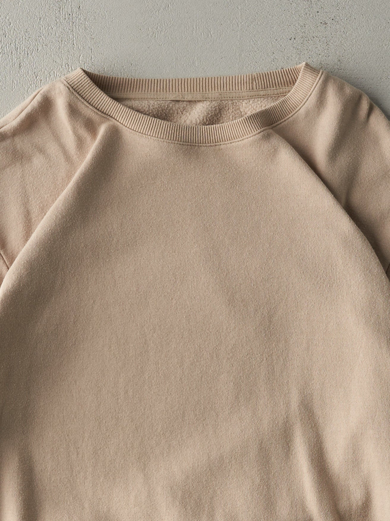 Vintage Y2K Beige Blank Crewneck (L)