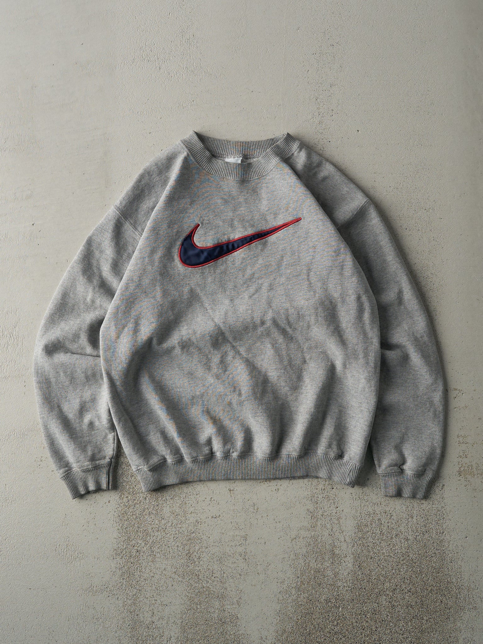 Vintage 90s Grey Nike Swoosh Crewneck (M)