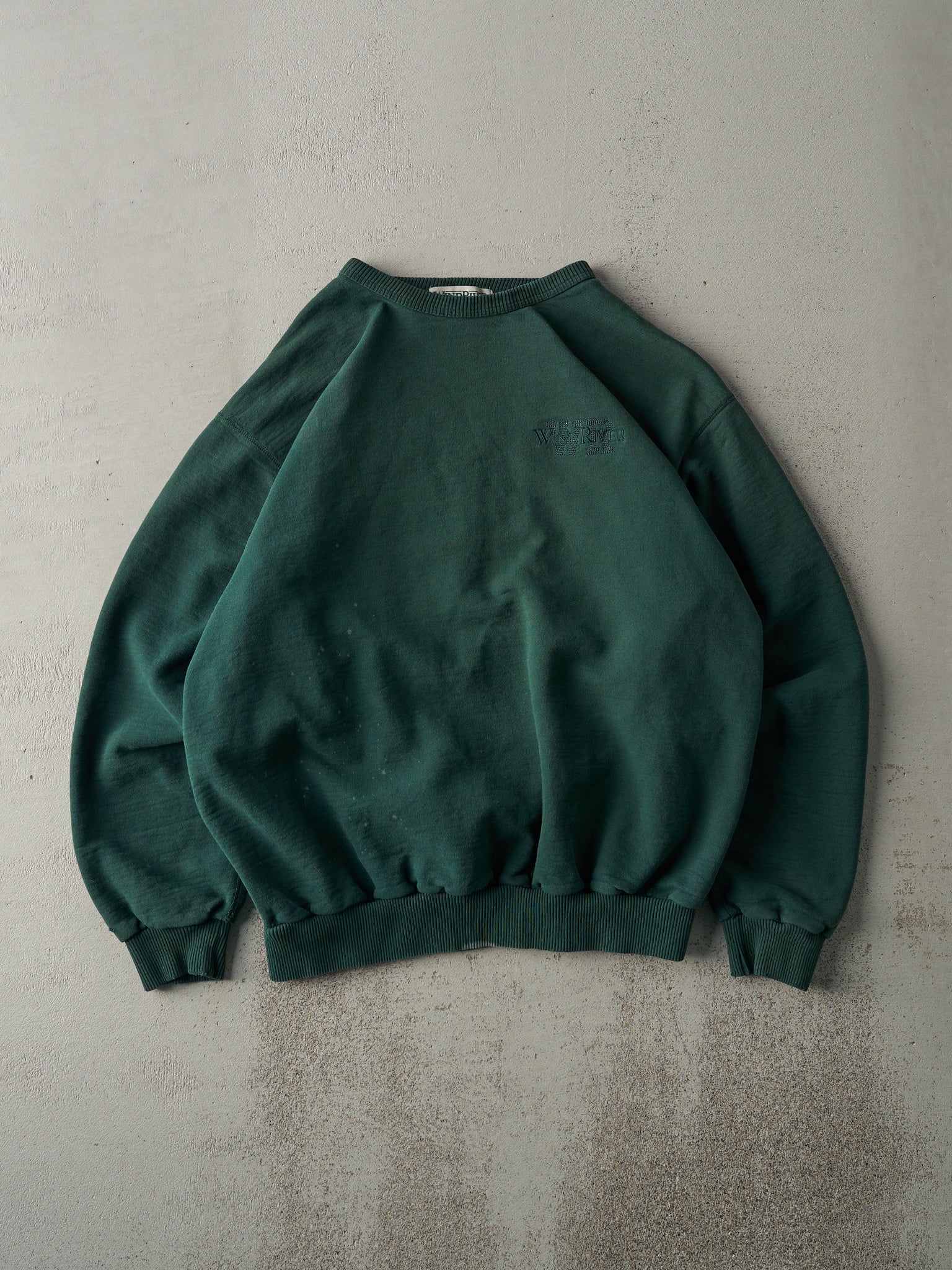 Vintage 90s Forest Green Embroidered Wind River Crewneck (L)