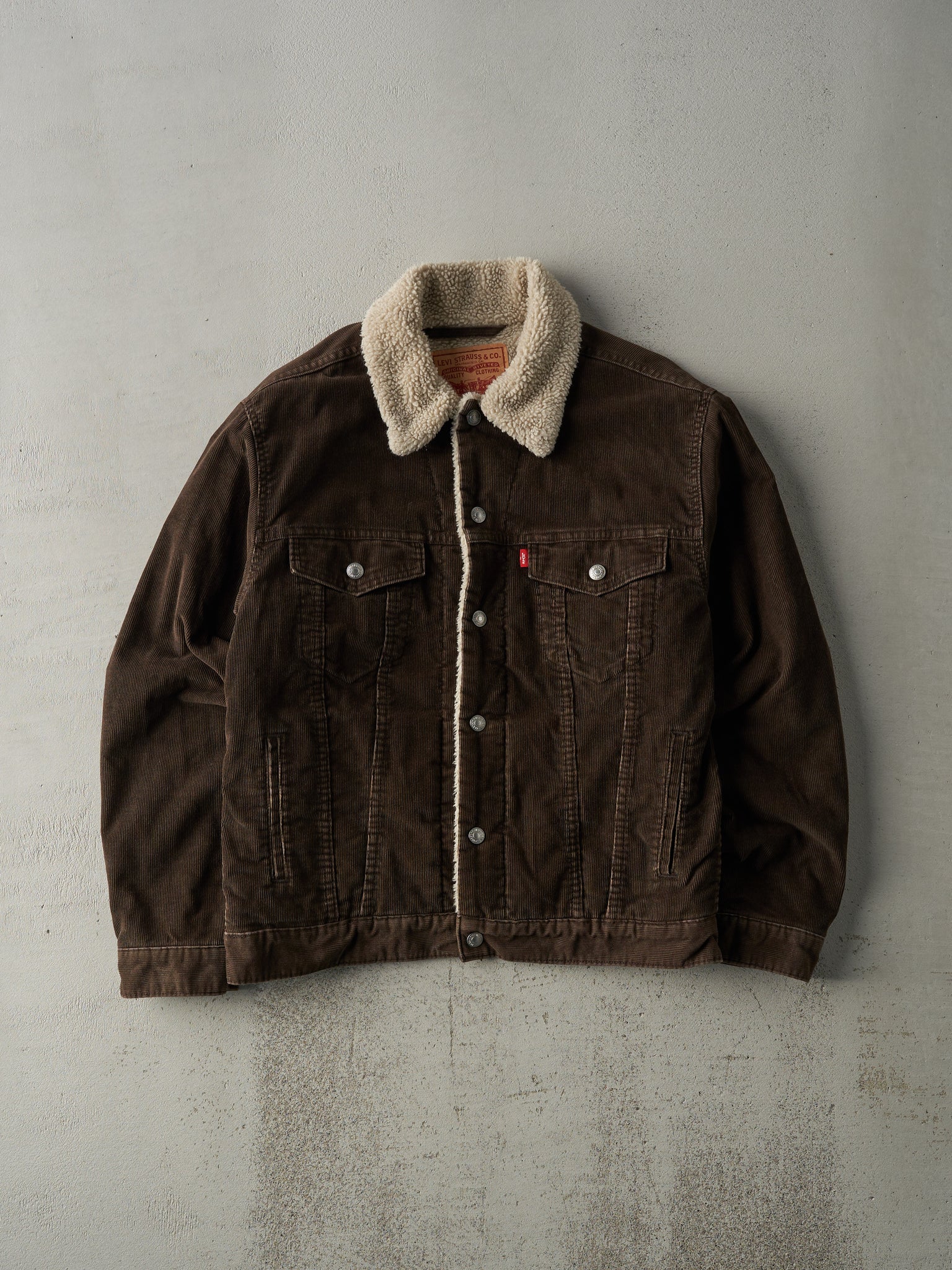 Vintage Y2K Brown Sherpa Lined Levi's Corduroy Jacket (M)