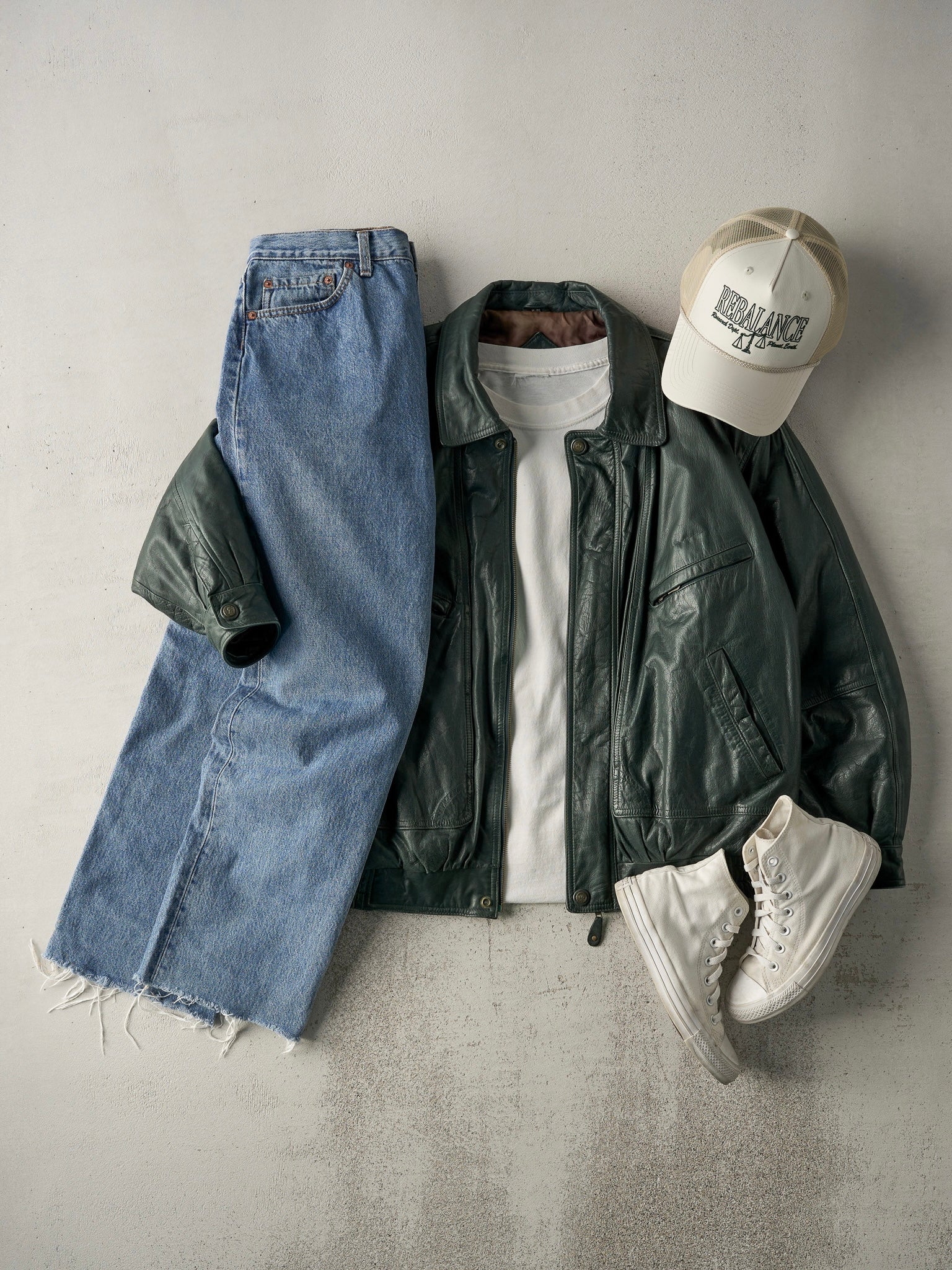 Vintage 80s Light Wash Levi's 501 Jeans (34x28)