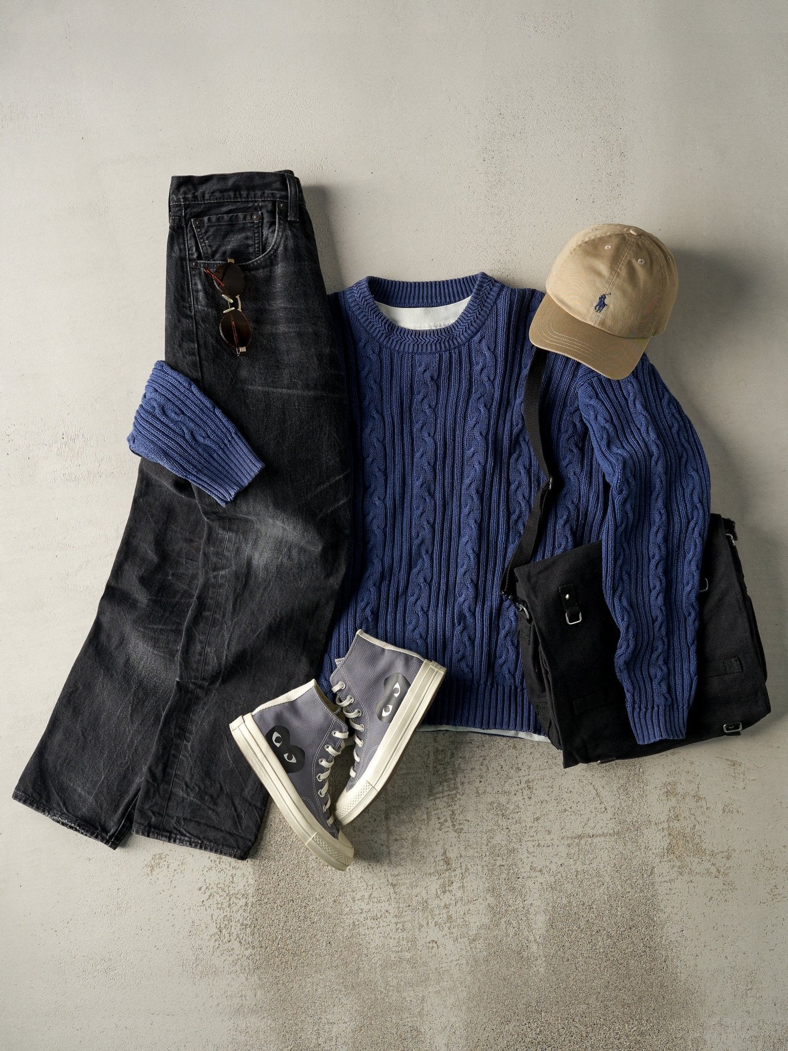 Vintage 90s Blue Eddie Bauer Cable Knit Pullover (L)
