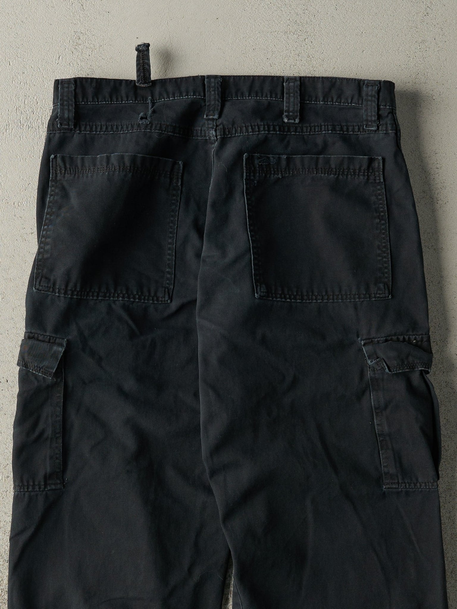 Vintage Y2K Faded Black Wrangler Cargo Pants (34x28.5)
