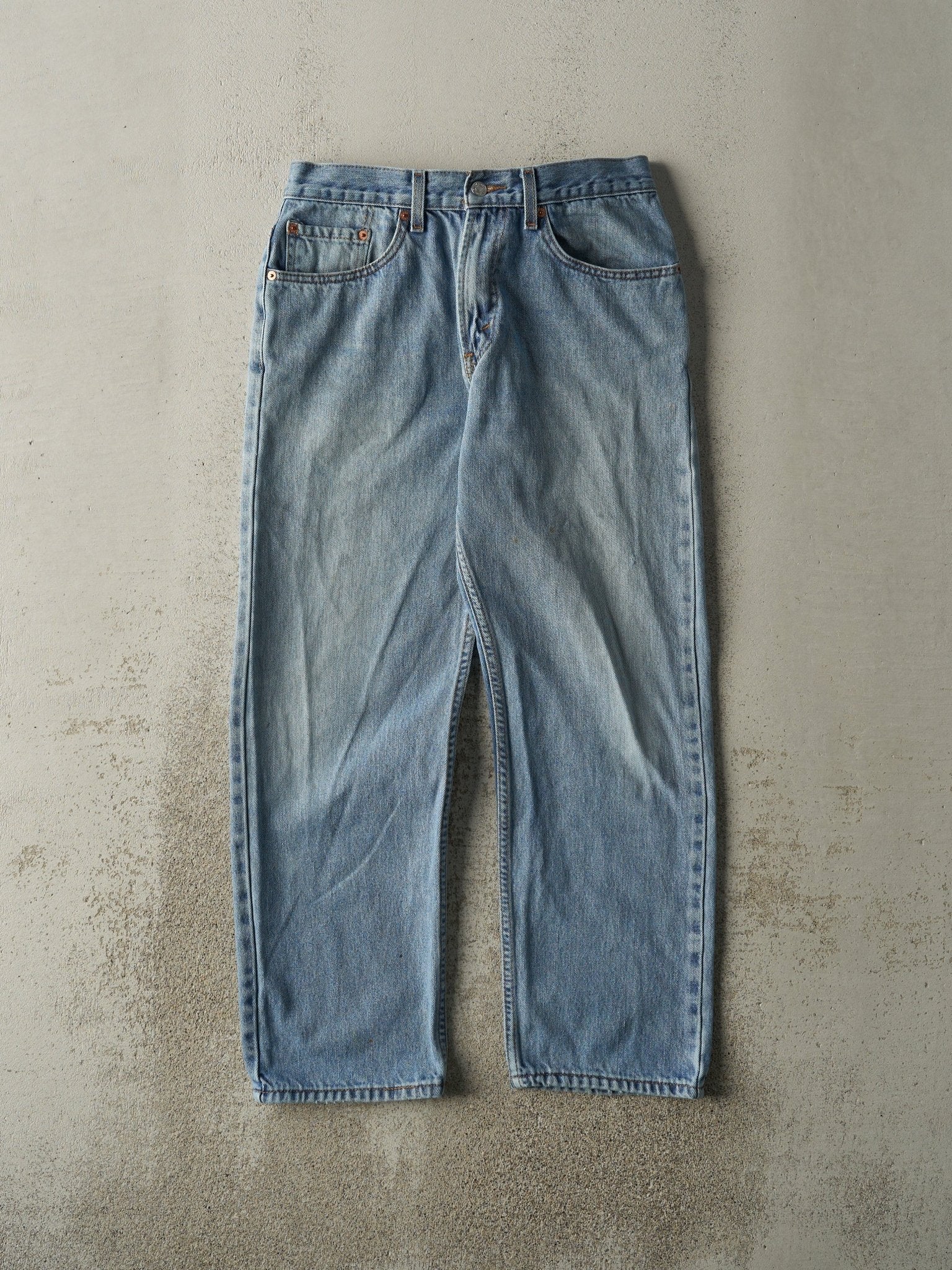 Vintage Y2K Light Wash Levi's Jeans (31x28)
