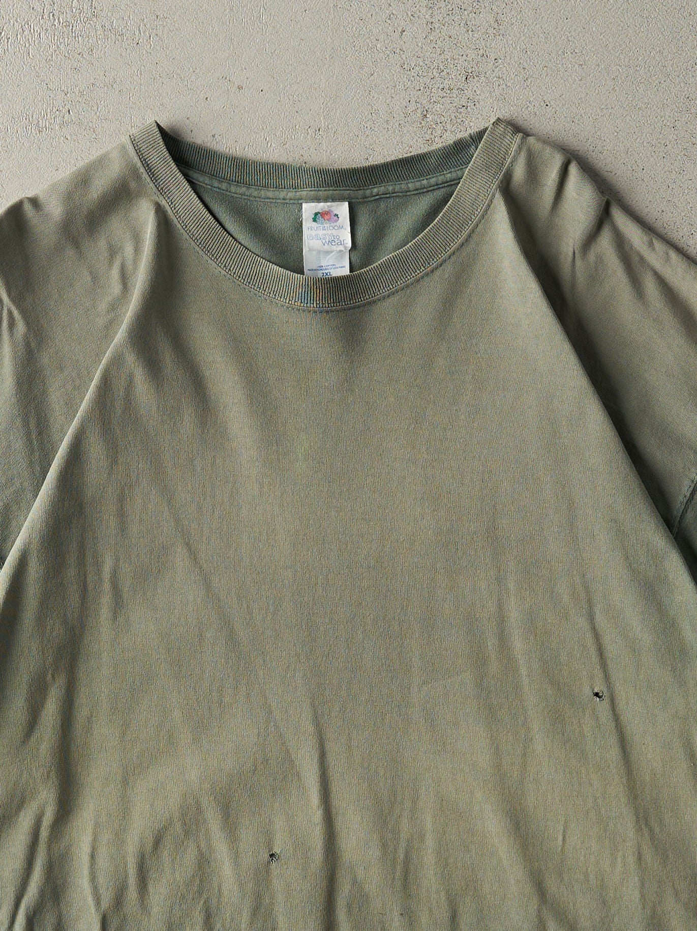 Vintage Y2K Sun Faded Green Blank Tee (XL/XXL)