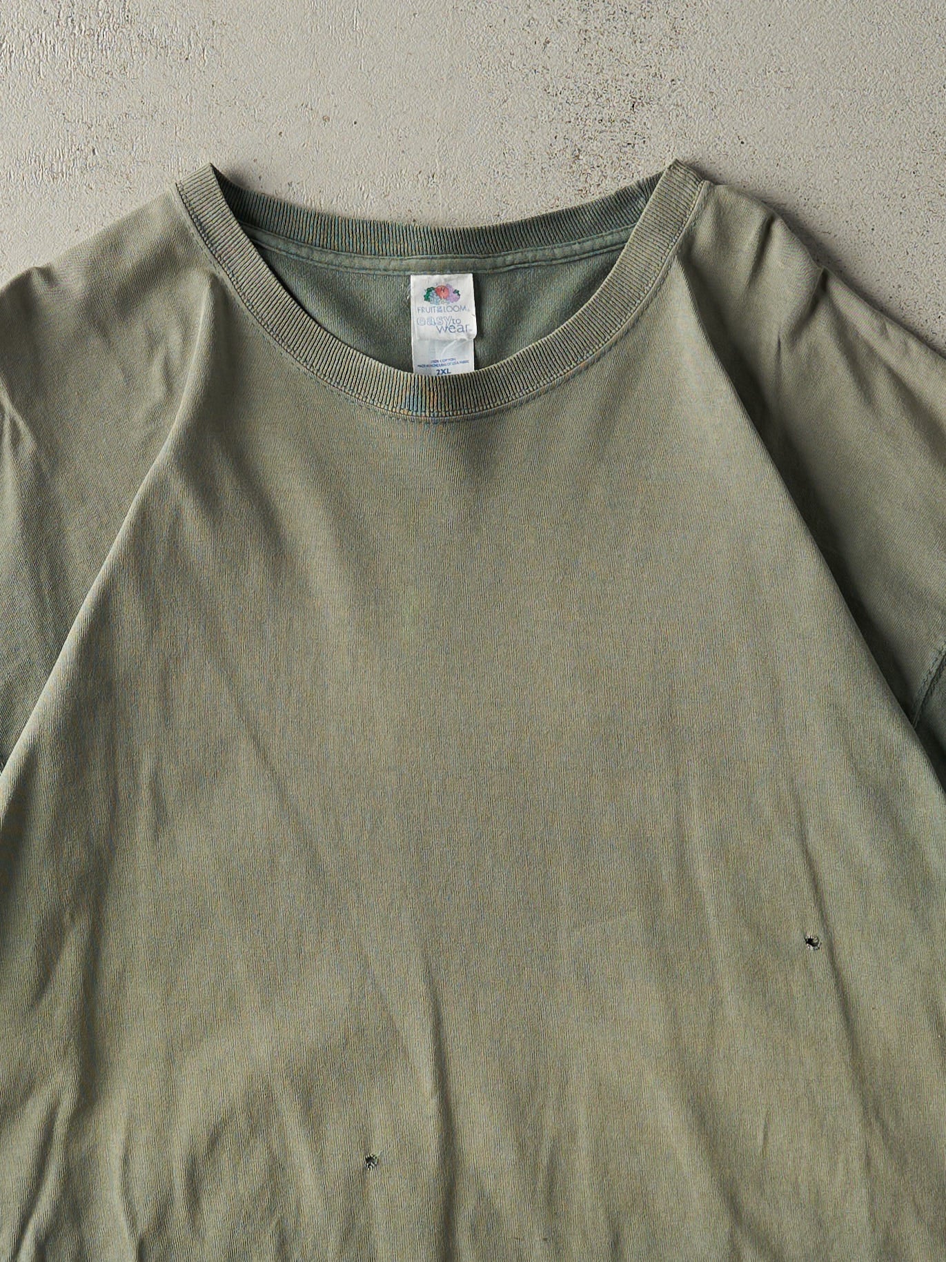 Vintage Y2K Sun Faded Green Blank Tee (L)