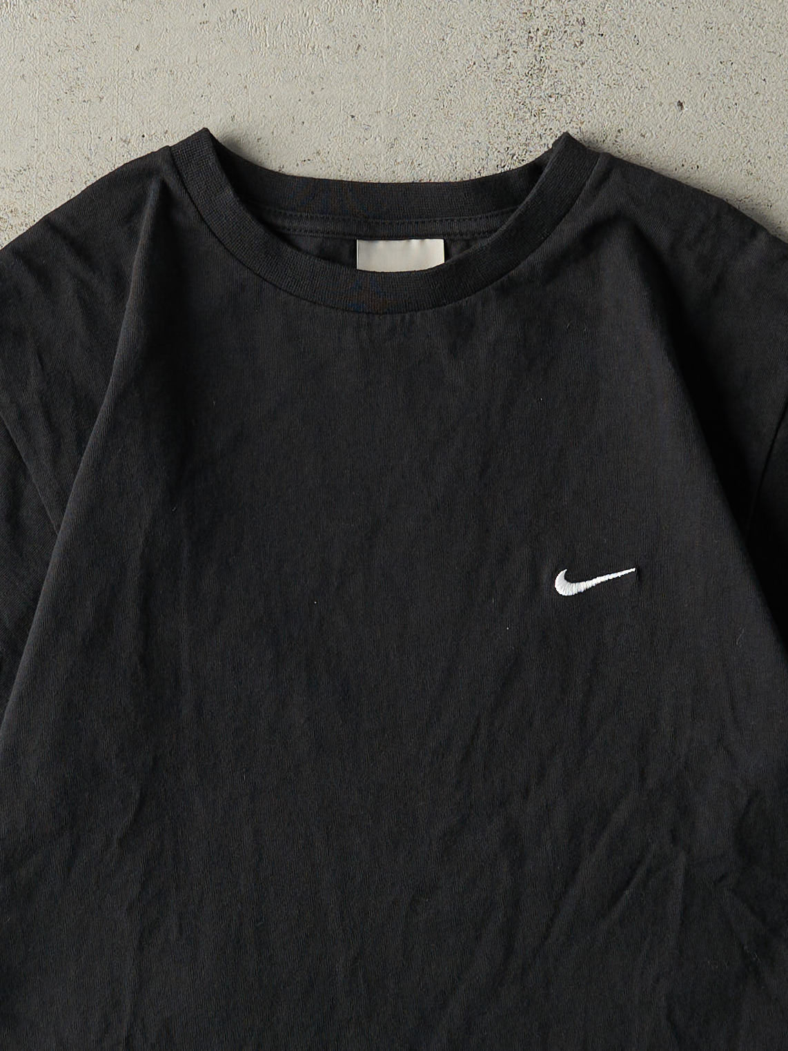 Vintage Y2K Black Nike Embroidered Swoosh Tee (S)