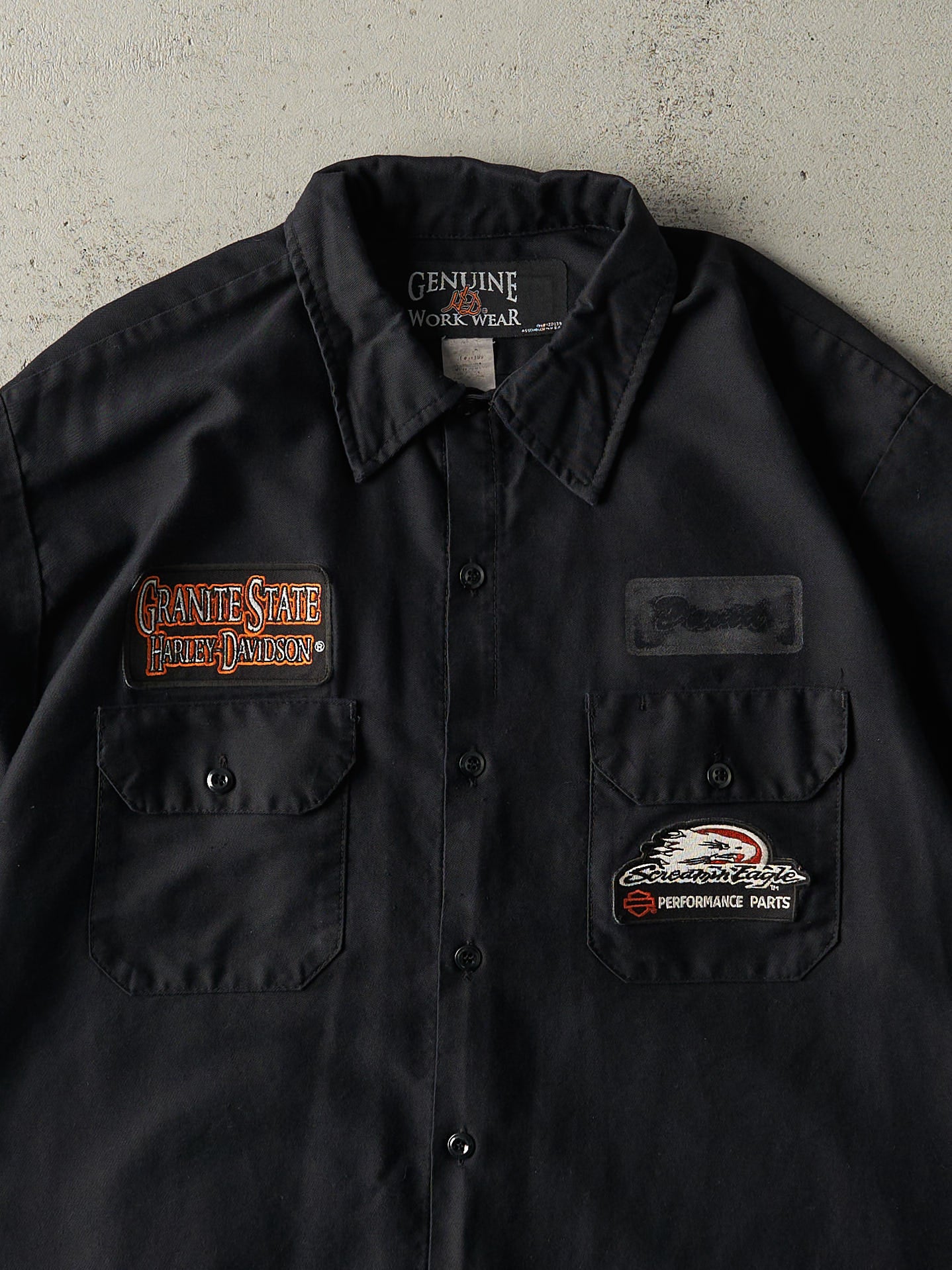 Vintage Y2K Black Embroidered Lebanon, NH Harley Davidson Button Up Shirt (XL)