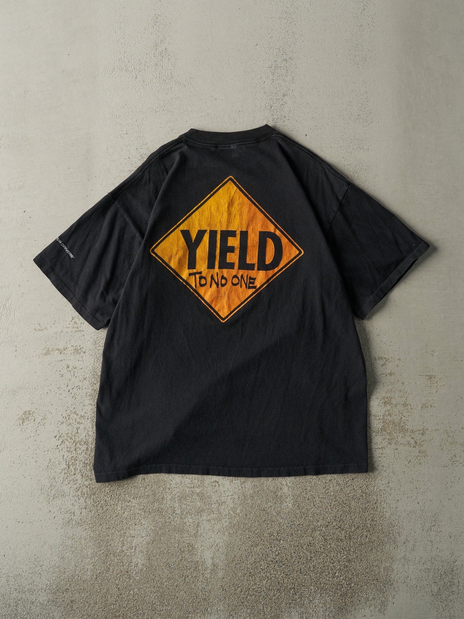 Vintage 90s Black Pontiac Buick "Yield To No One" Tee (M/L)