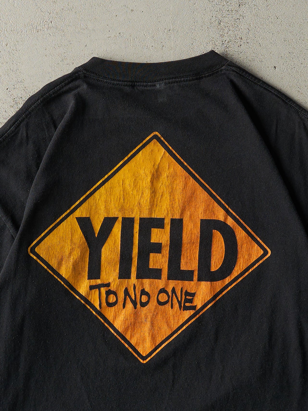 Vintage 90s Black Pontiac Buick "Yield To No One" Tee (M/L)