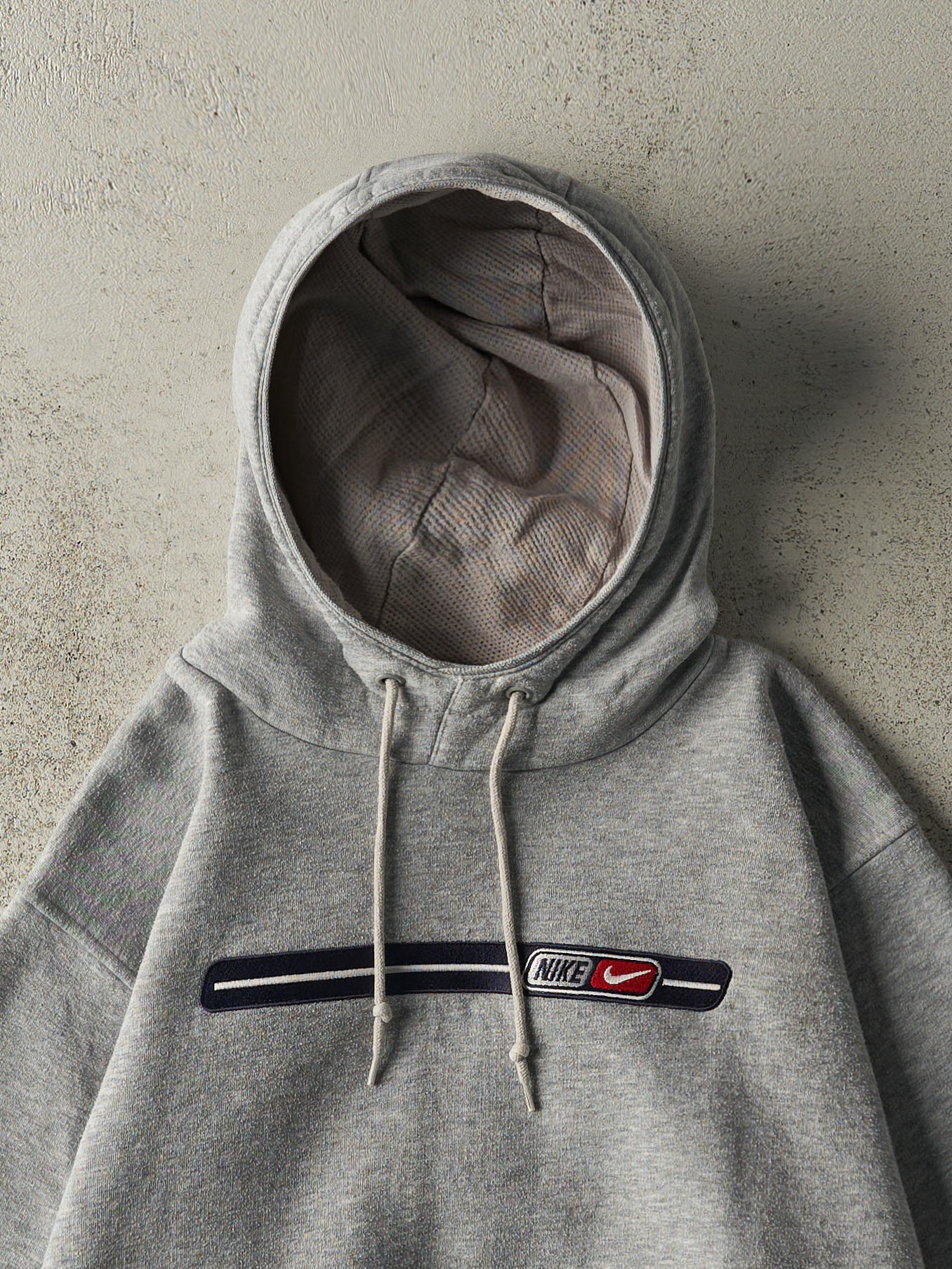 Vintage Y2K Grey Embroidered Nike Hoodie (S/M)